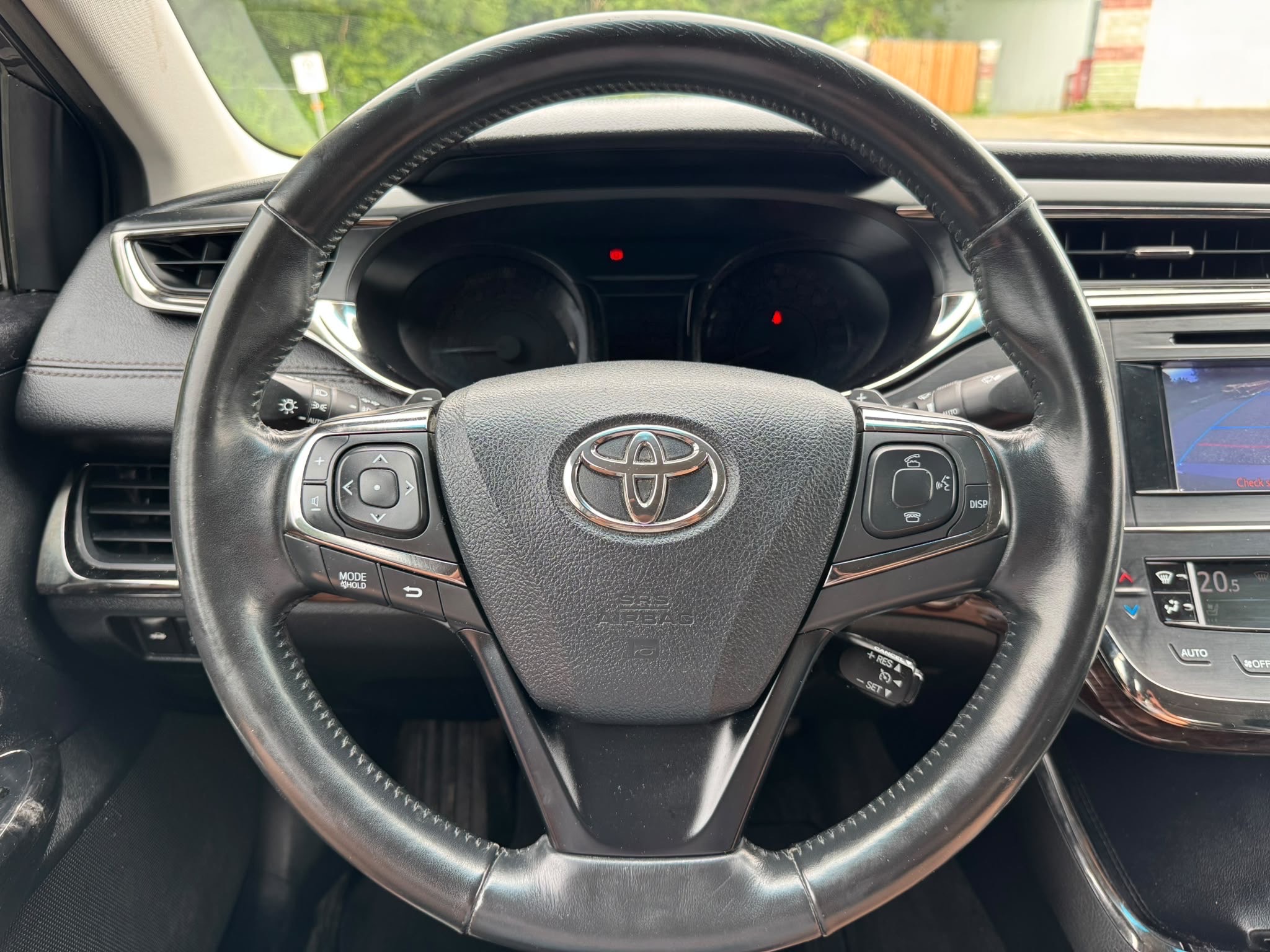 /canadacars/2013-Toyota-Avalon-8705905116537529.jpg