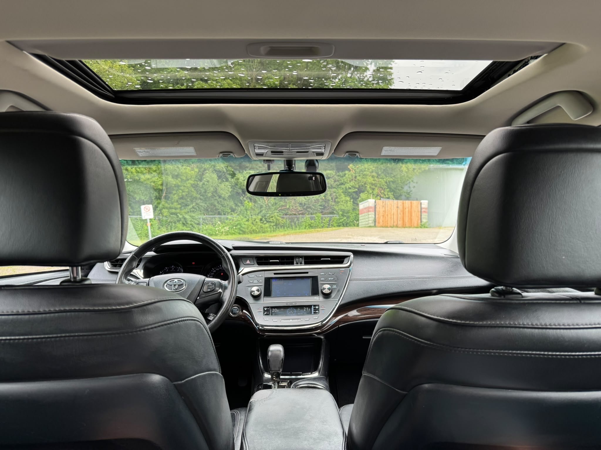 /canadacars/2013-Toyota-Avalon-9000037146277653.jpg