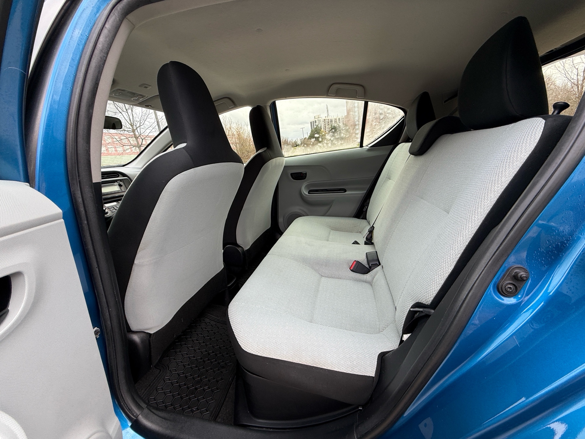 /canadacars/2013-Toyota-Priusc-03228525377535019.jpg