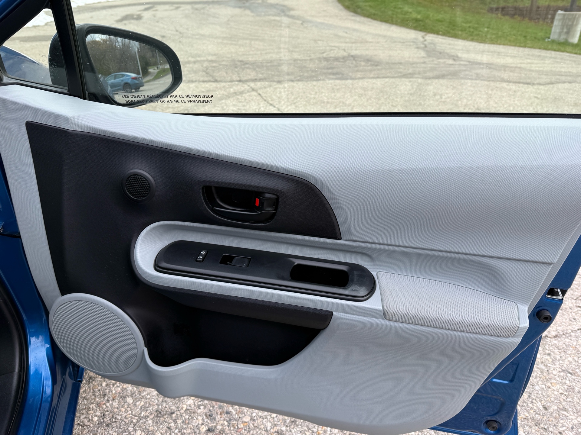 /canadacars/2013-Toyota-Priusc-6963172888586979.jpg