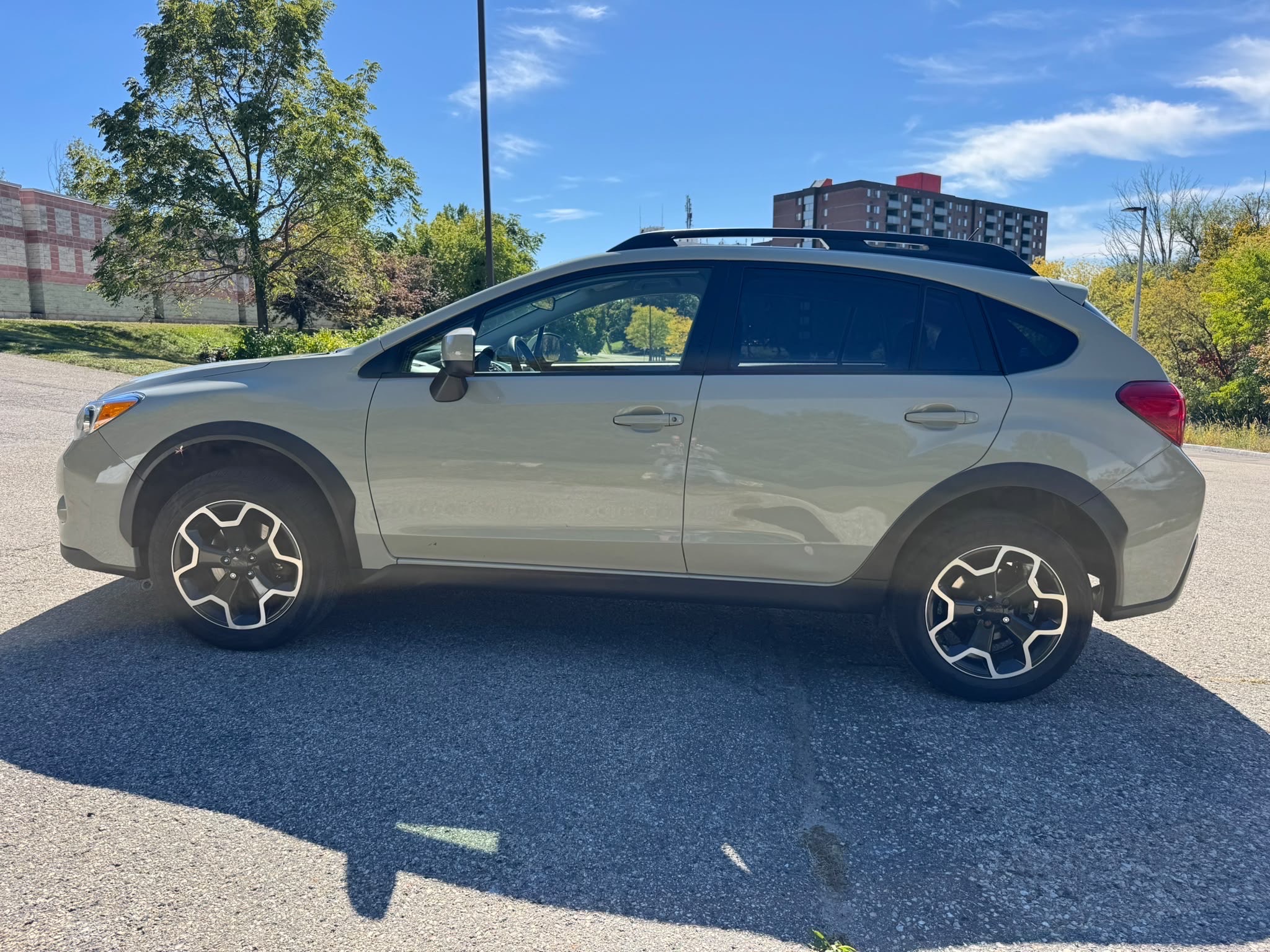 /canadacars/2014-Subaru-XVCrossTrek-9369561999764981.jpg