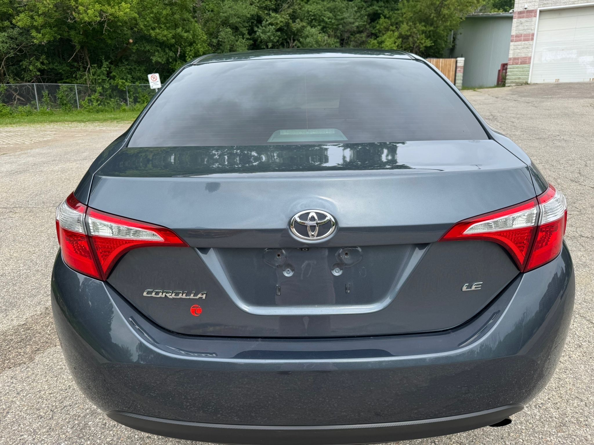/canadacars/2014-Toyota-Corolla-21879488634673305.jpg