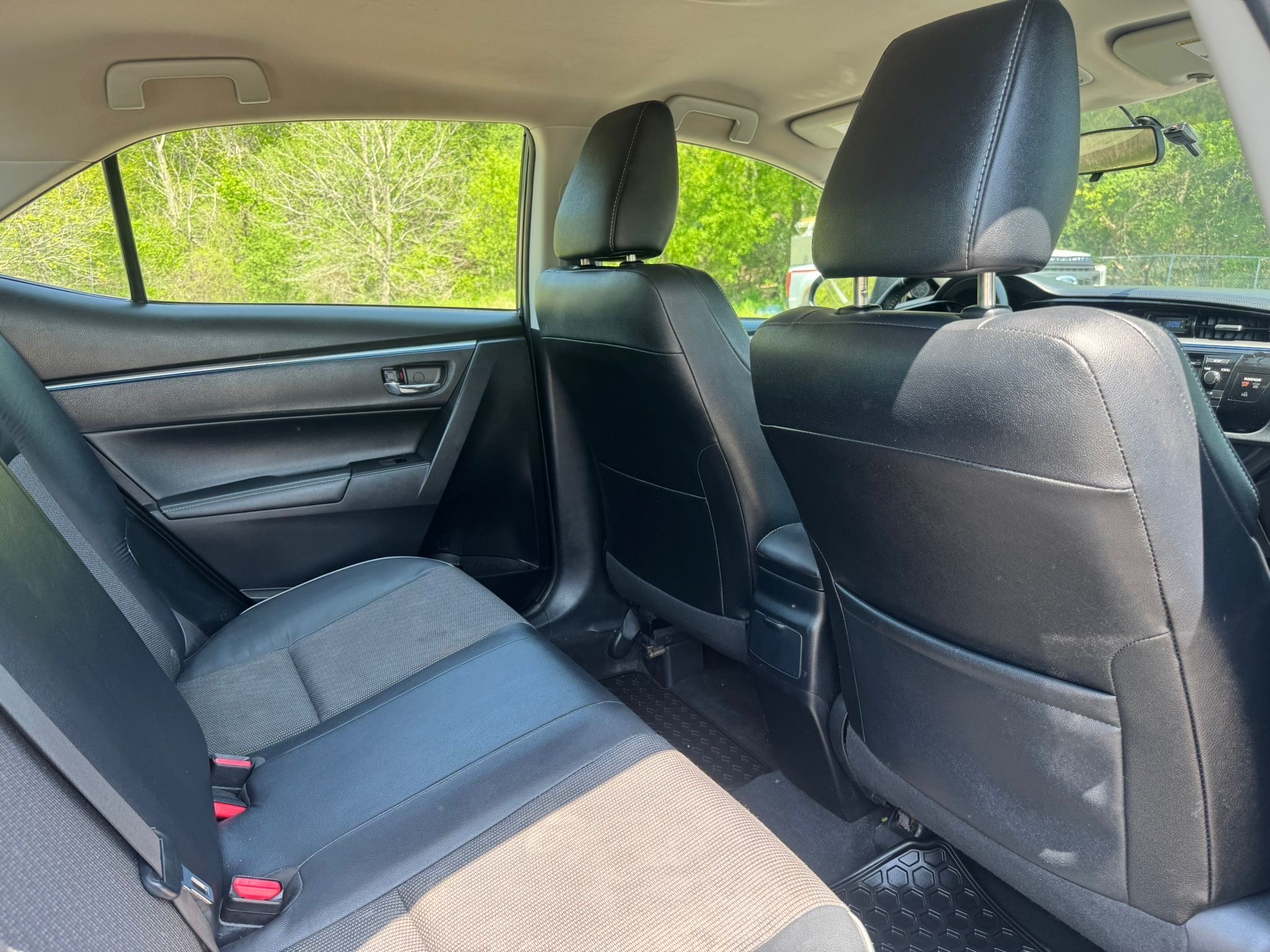 /canadacars/2014-Toyota-Corolla-2981211274124502.jpg