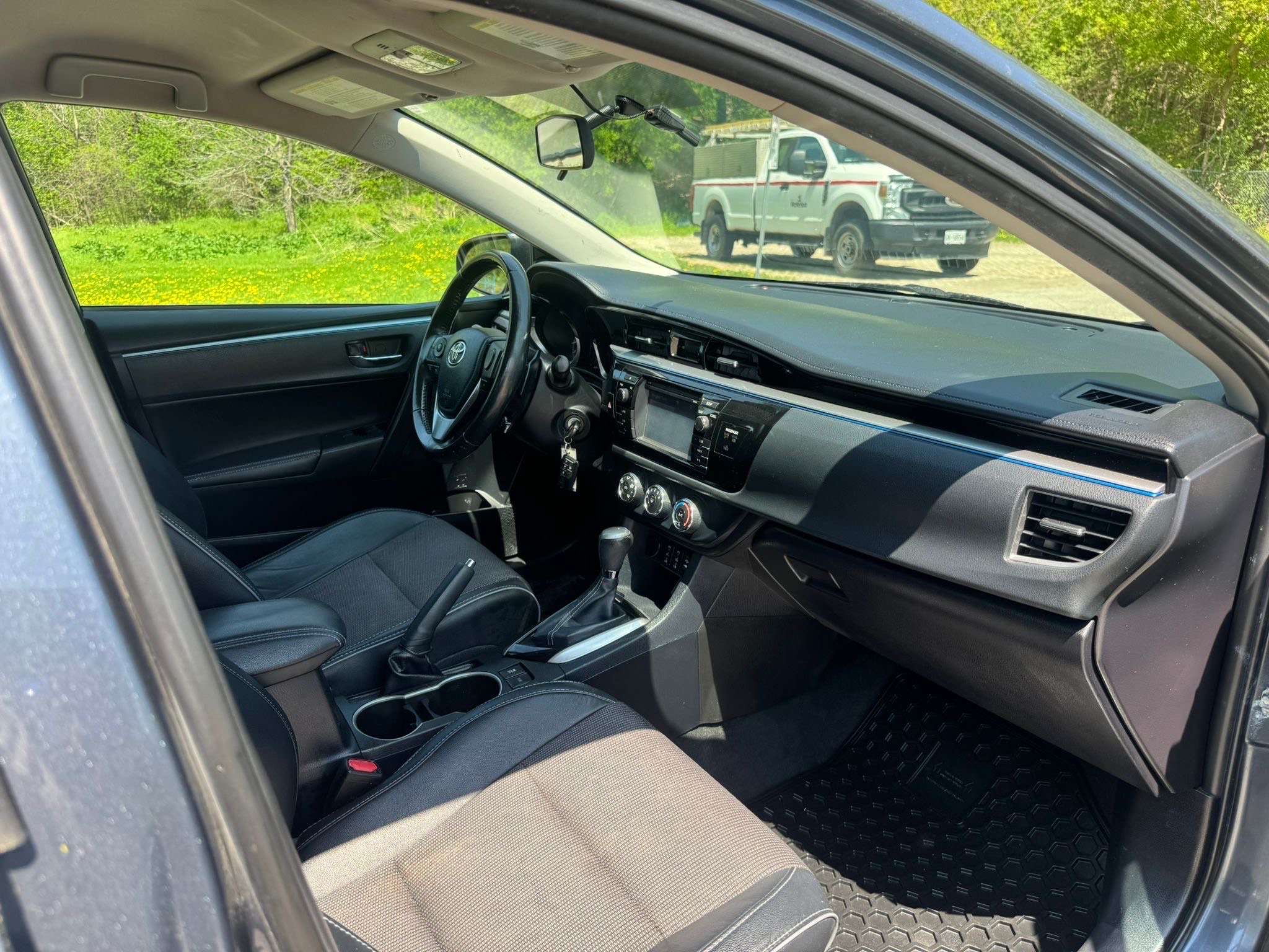 /canadacars/2014-Toyota-Corolla-3126082272857036.jpg