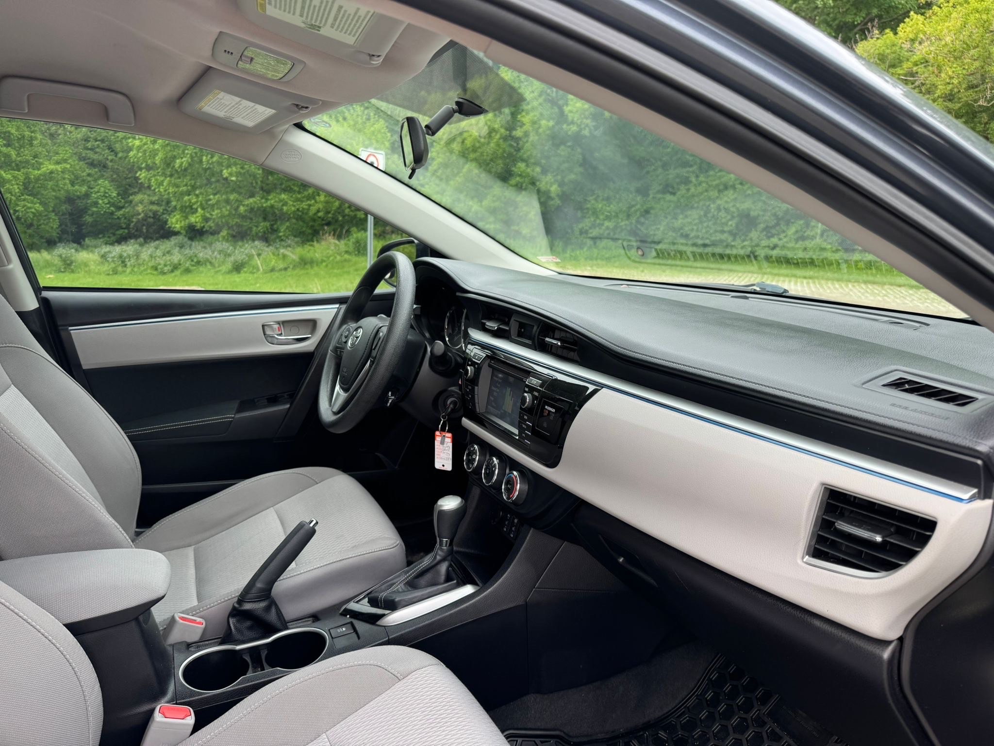 /canadacars/2014-Toyota-Corolla-5749132006527171.jpg