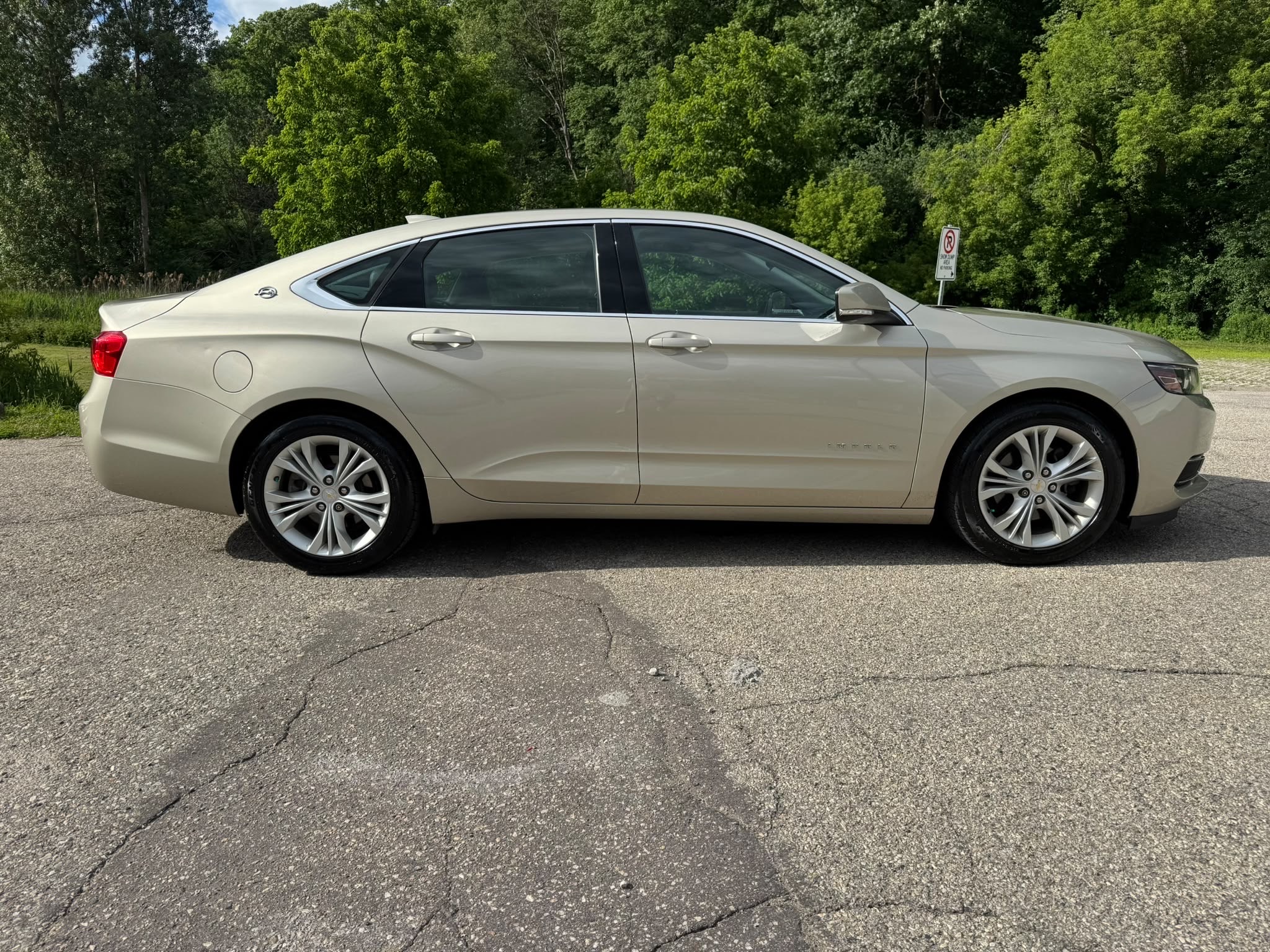 /canadacars/2015-Chevrolet-Impala-3106470423700942.jpg