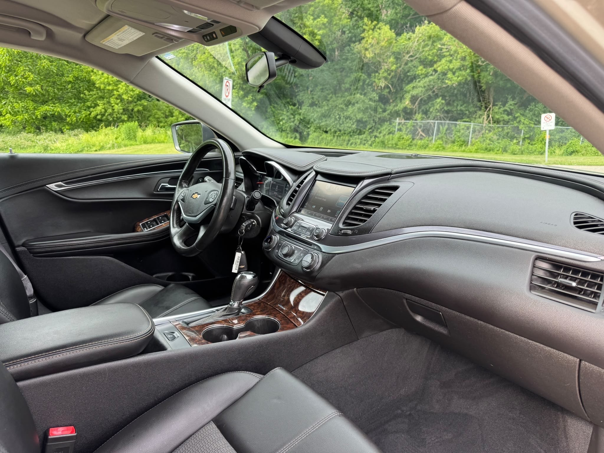 /canadacars/2015-Chevrolet-Impala-5830542093701254.jpg