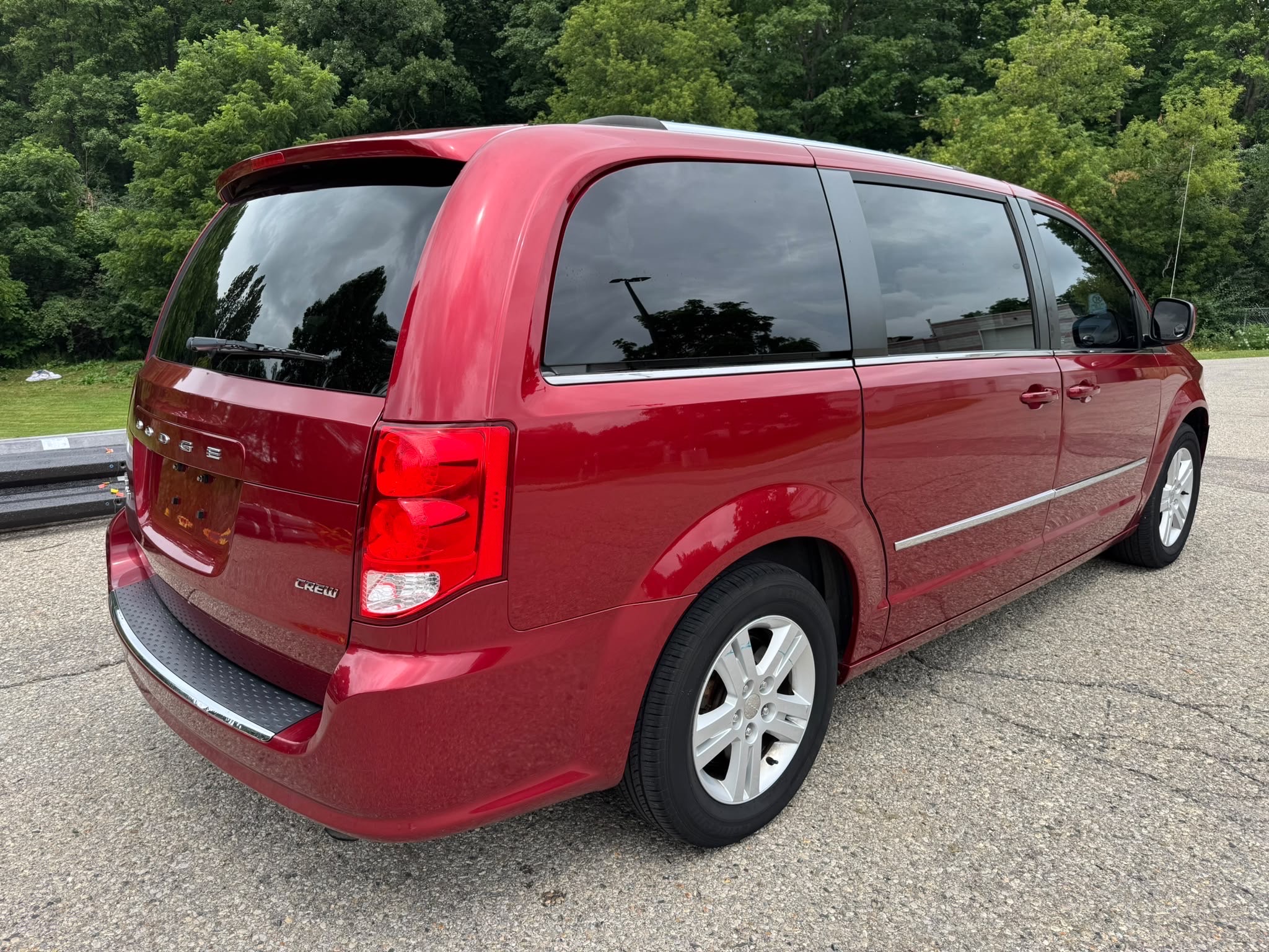 /canadacars/2015-Dodge-GrandCaravan-10389525595912508.jpg