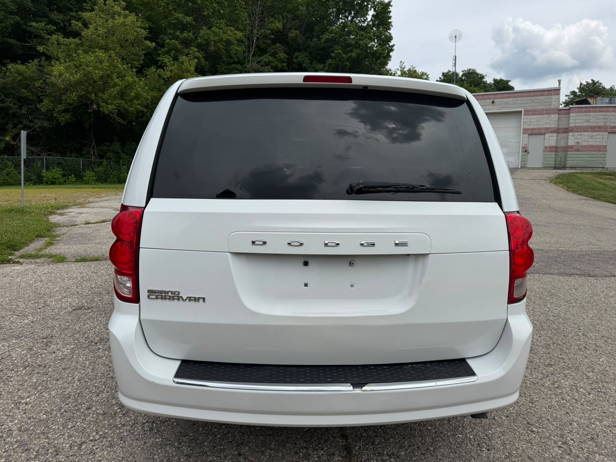 /canadacars/2015-Dodge-GrandCaravan-6307141451782361.jpg