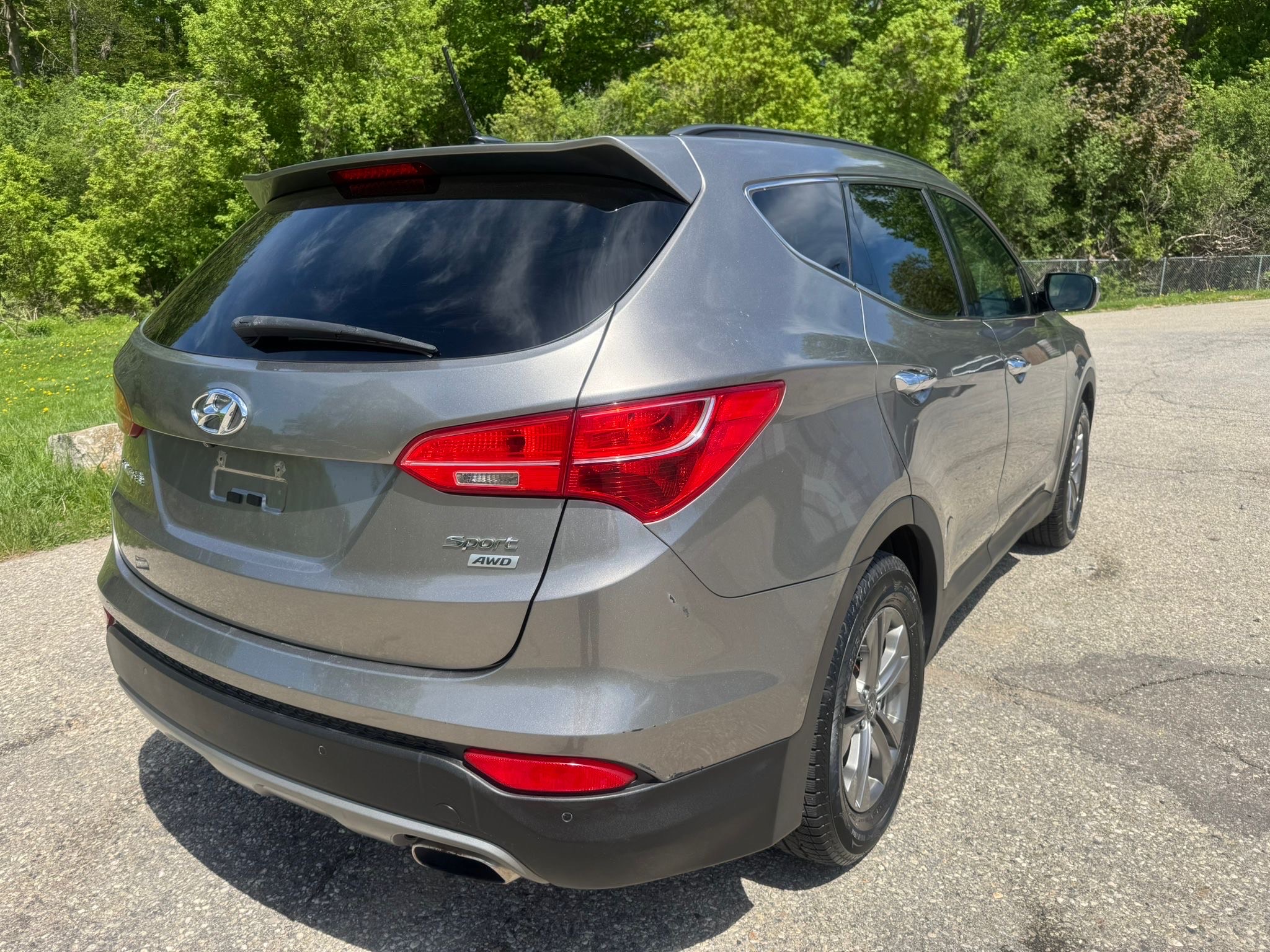 /canadacars/2015-Hyundai-SantaFe-06043282993342891.jpg