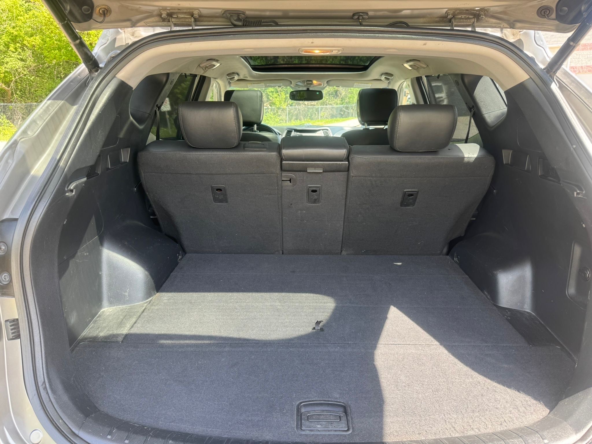 /canadacars/2015-Hyundai-SantaFe-285625209689492.jpg