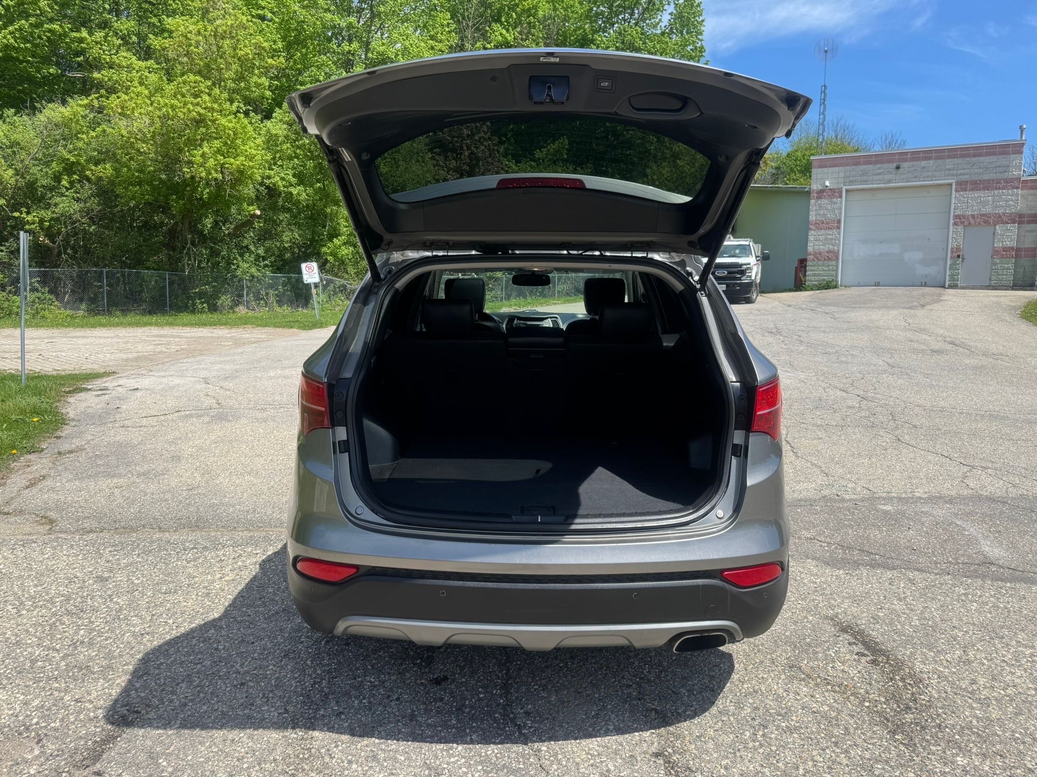 /canadacars/2015-Hyundai-SantaFe-760383777858197.jpg