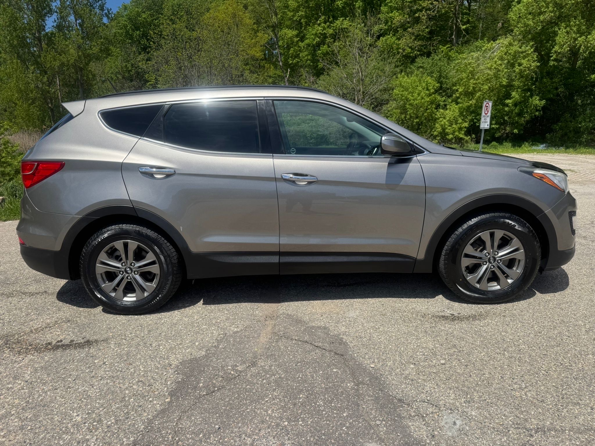 /canadacars/2015-Hyundai-SantaFe-8750856655075601.jpg