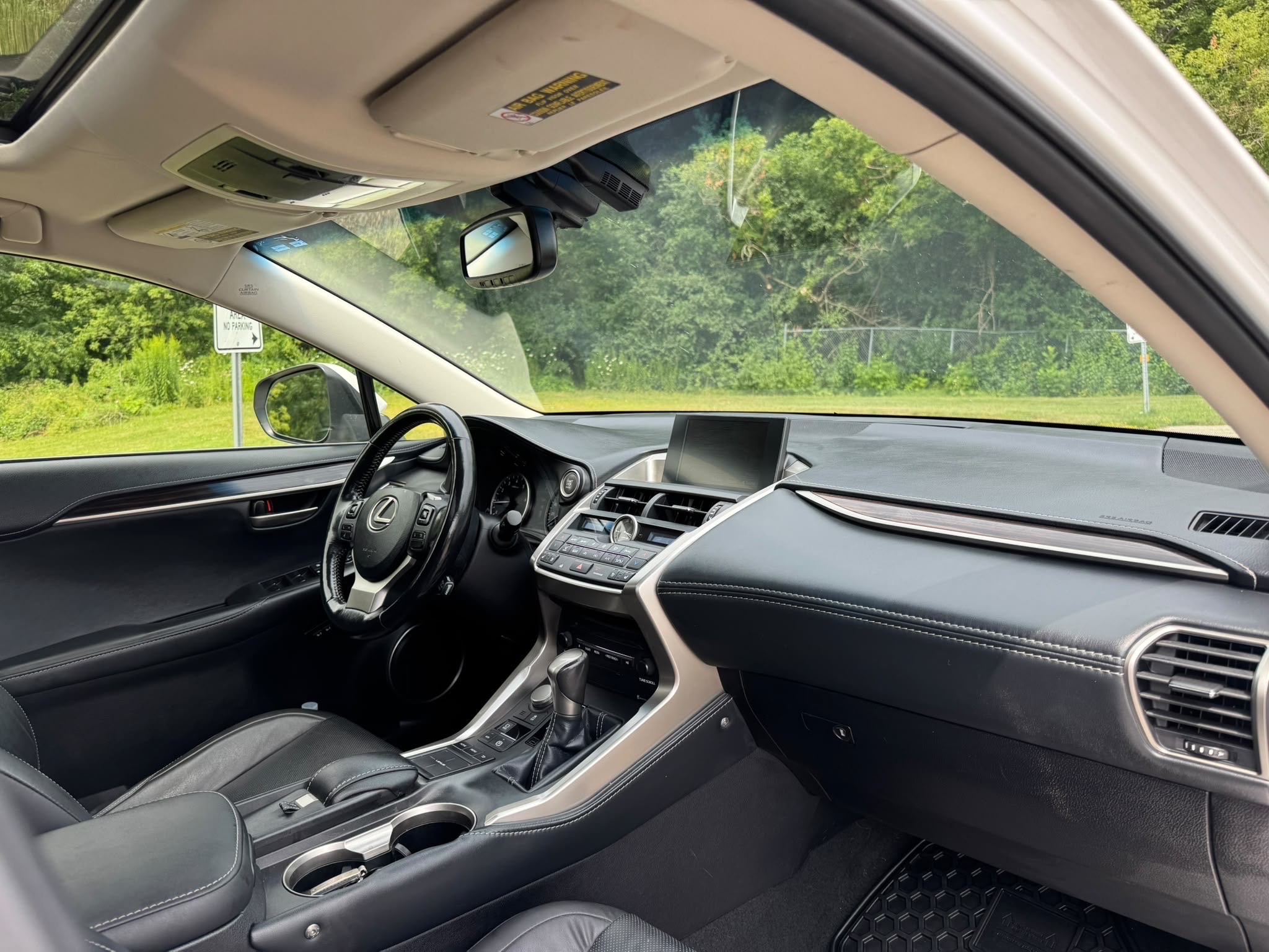 /canadacars/2015-Lexus-NX-07533166012048098.jpg