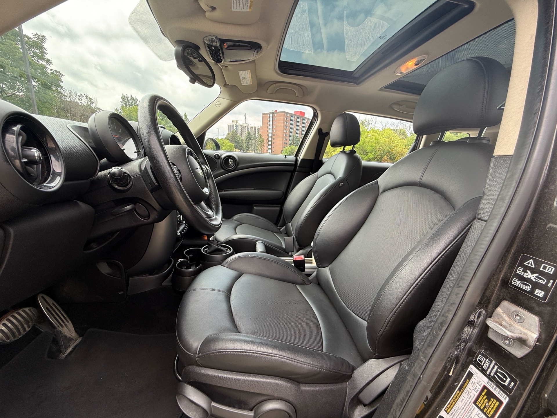 /canadacars/2015-MINI-CooperCountryman-06745447413036088.jpg
