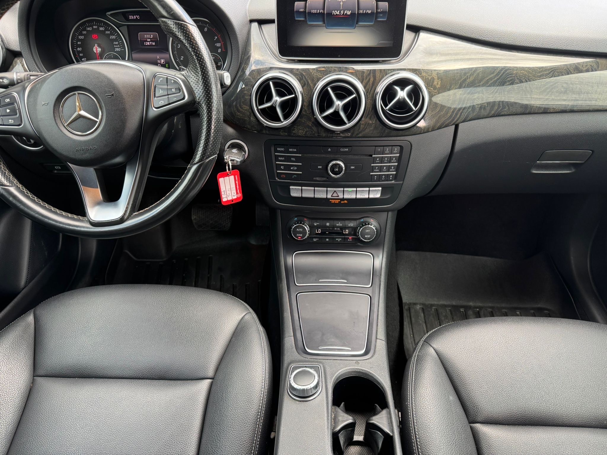 /canadacars/2015-Mercedes-Benz-B-Class-6209121499448758.jpg
