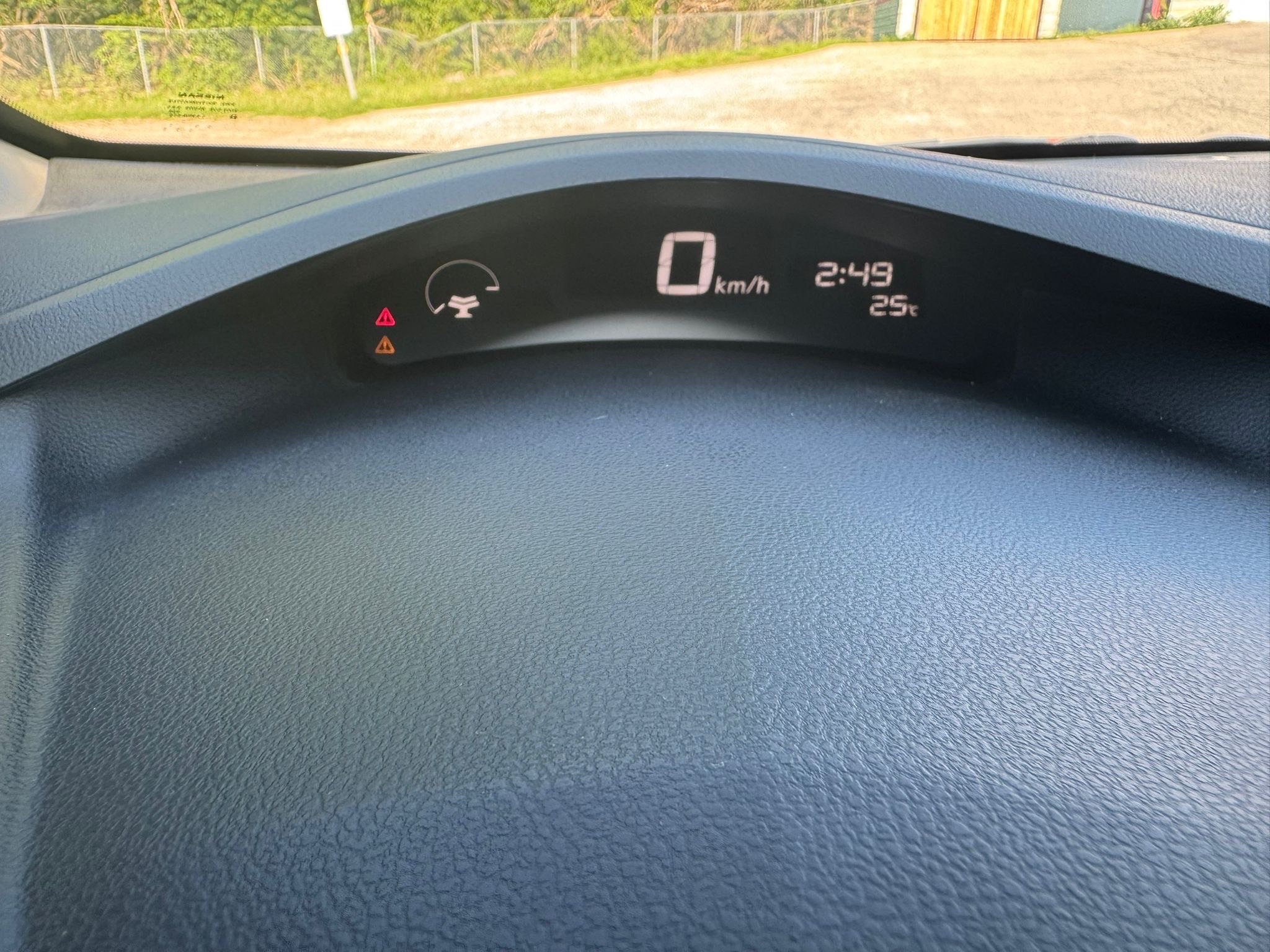 /canadacars/2015-Nissan-LEAF-4448236353249537.jpg
