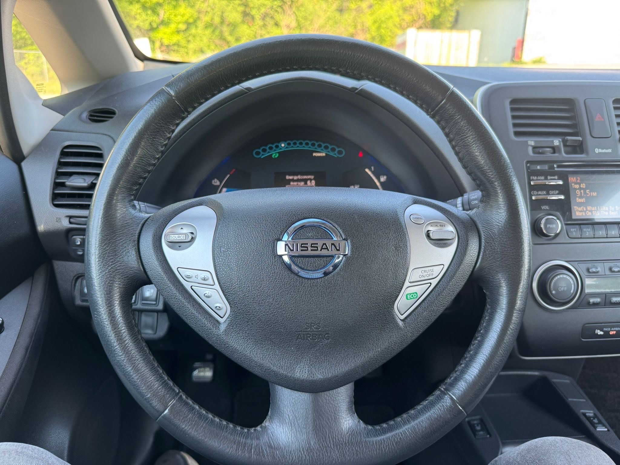 /canadacars/2015-Nissan-LEAF-872774663238624.jpg