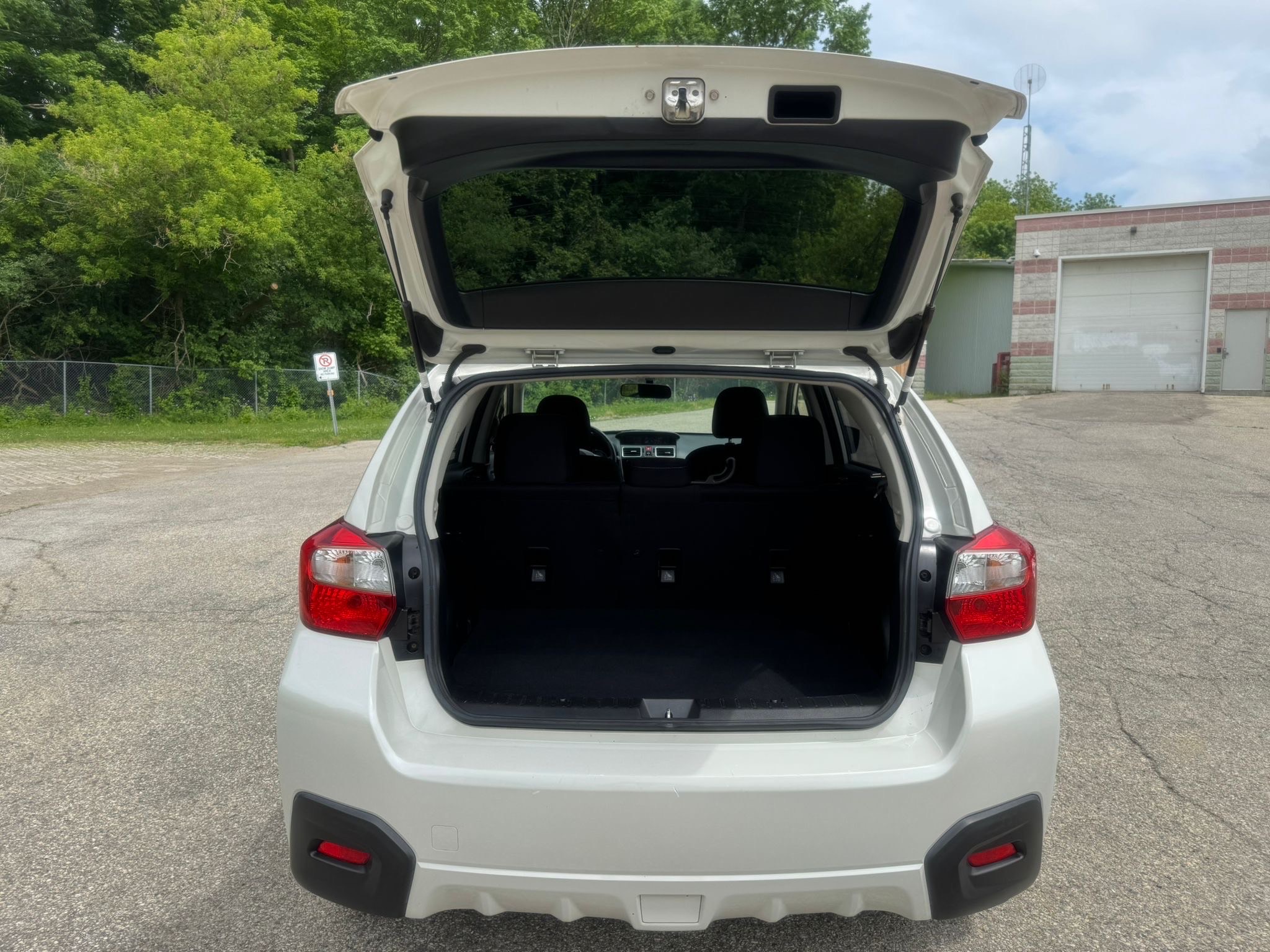 /canadacars/2015-Subaru-XVCrossTrek-1905268092803274.jpg