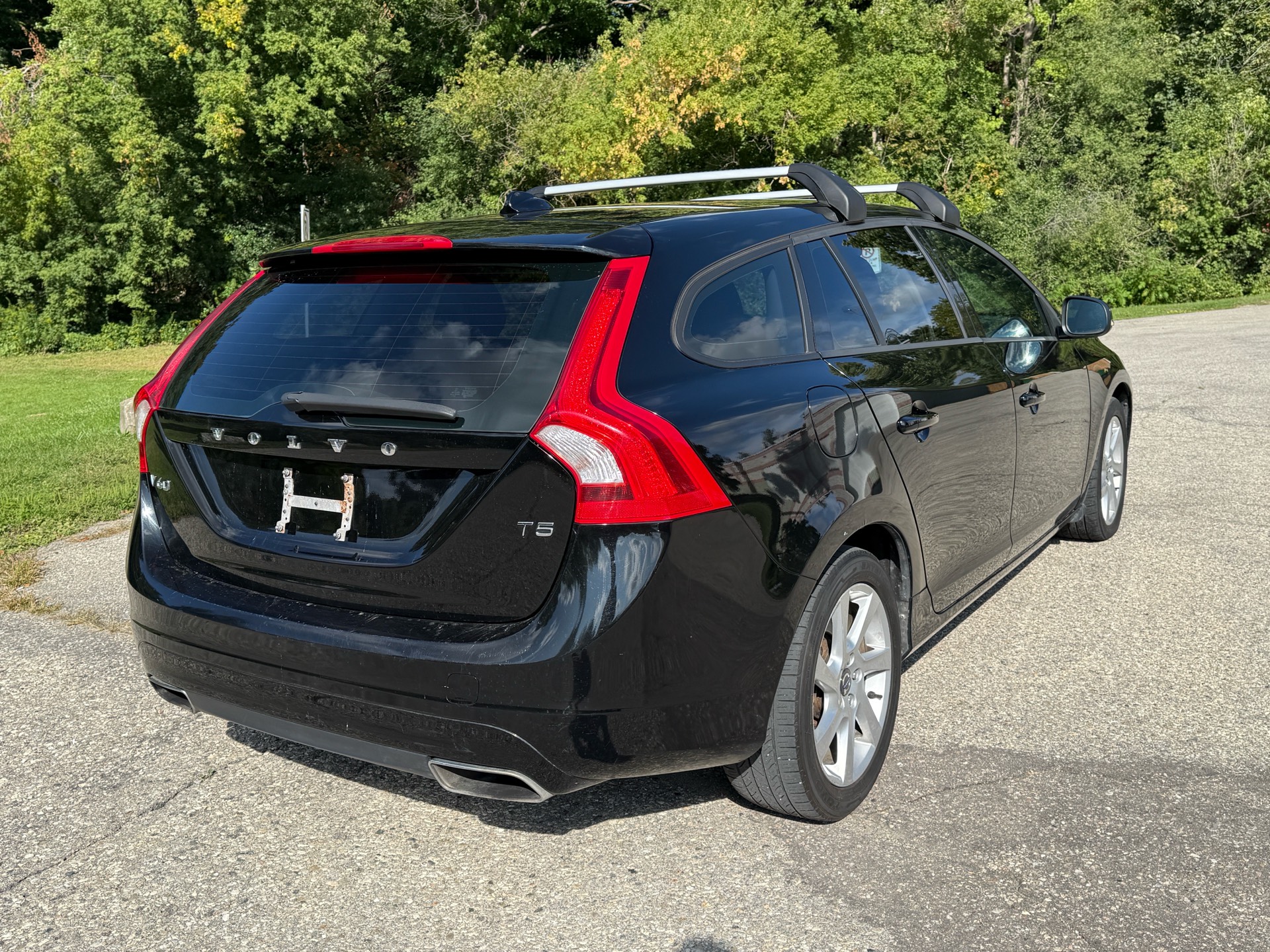 /canadacars/2015-Volvo-V60-17690073923347915.jpg