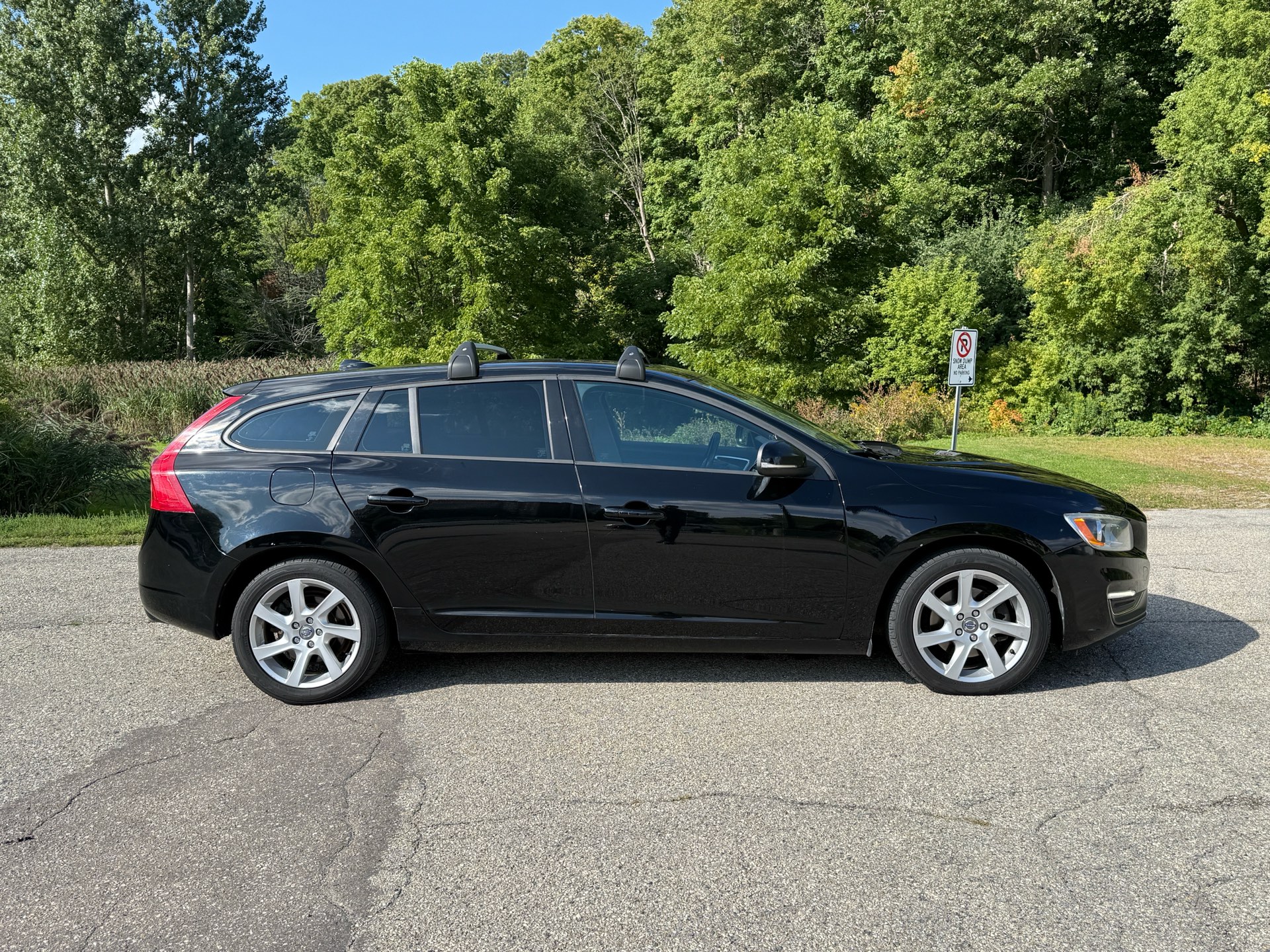 /canadacars/2015-Volvo-V60-8455657001876677.jpg