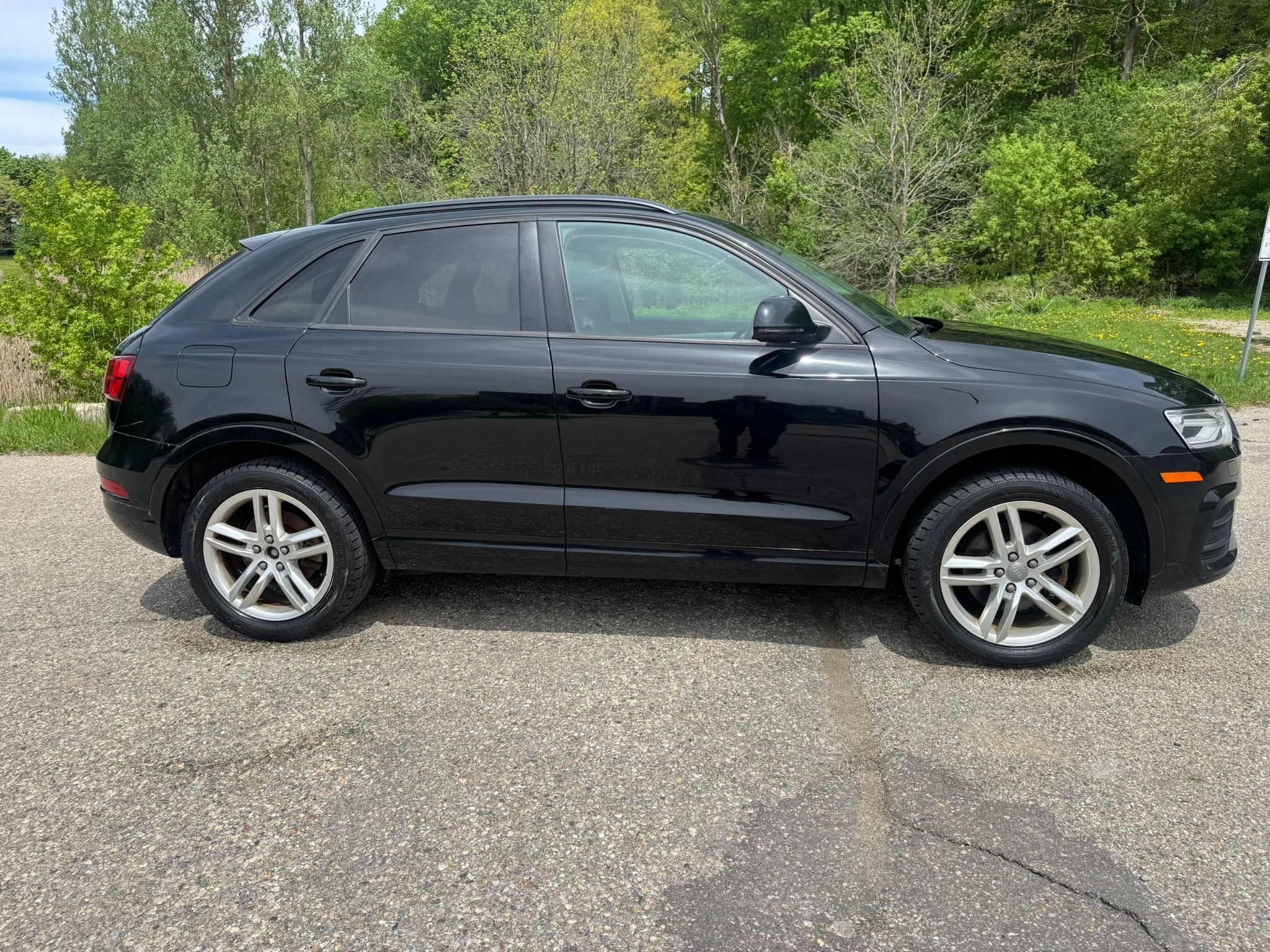 /canadacars/2016-Audi-Q3-2984098717919379.jpg
