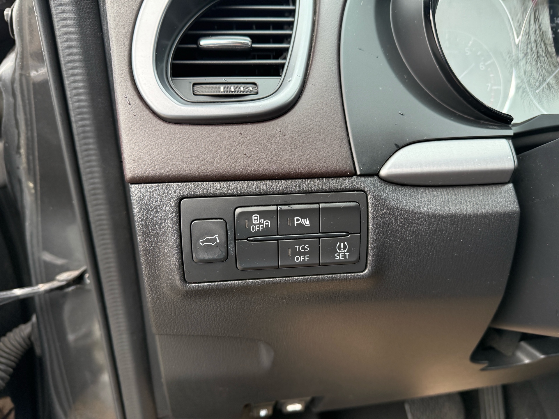 /canadacars/2016-Mazda-CX-9-8427139508924197.jpg