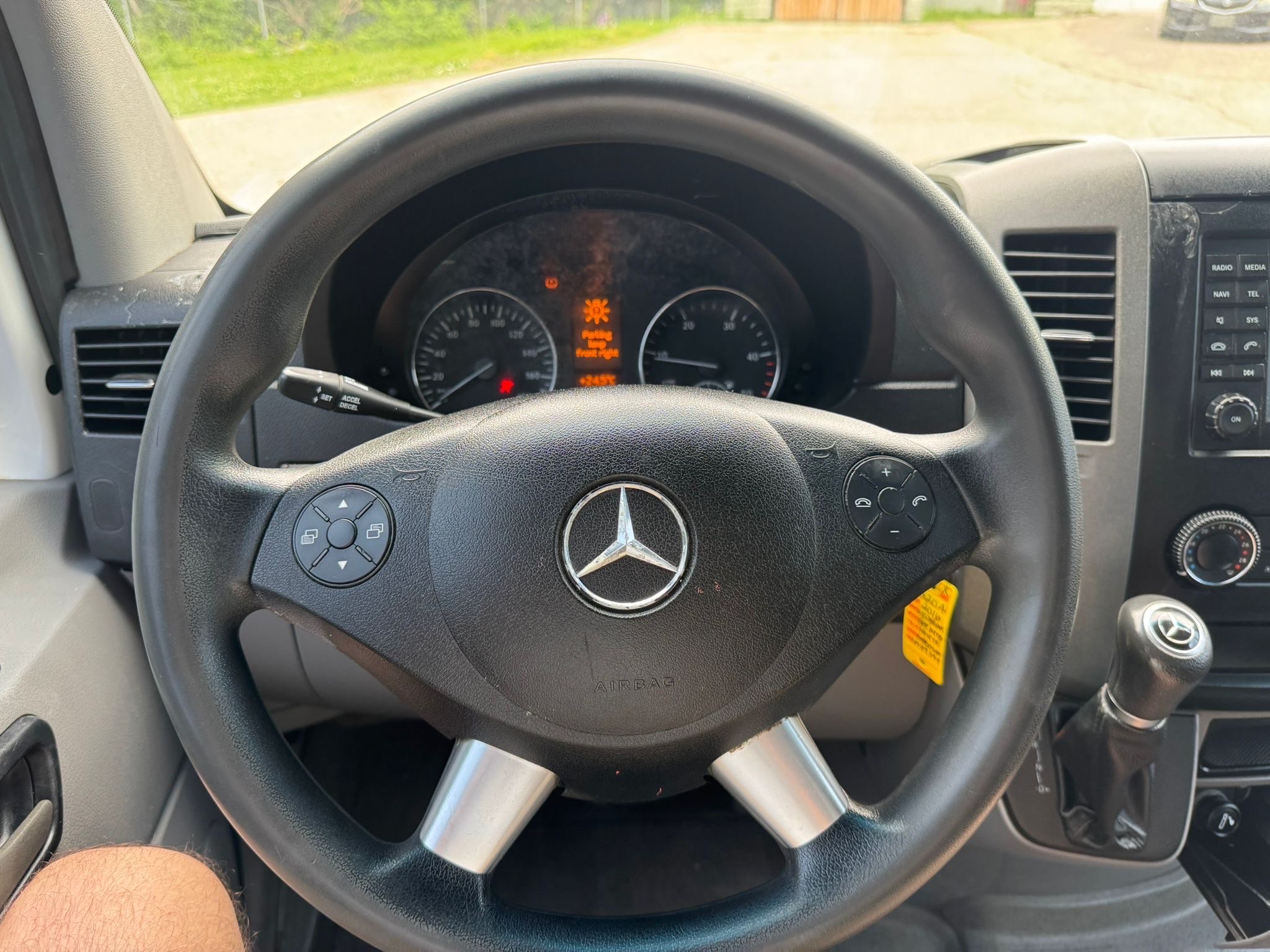 /canadacars/2016-Mercedes-Benz-SprinterCargo-3713231035387239.jpg