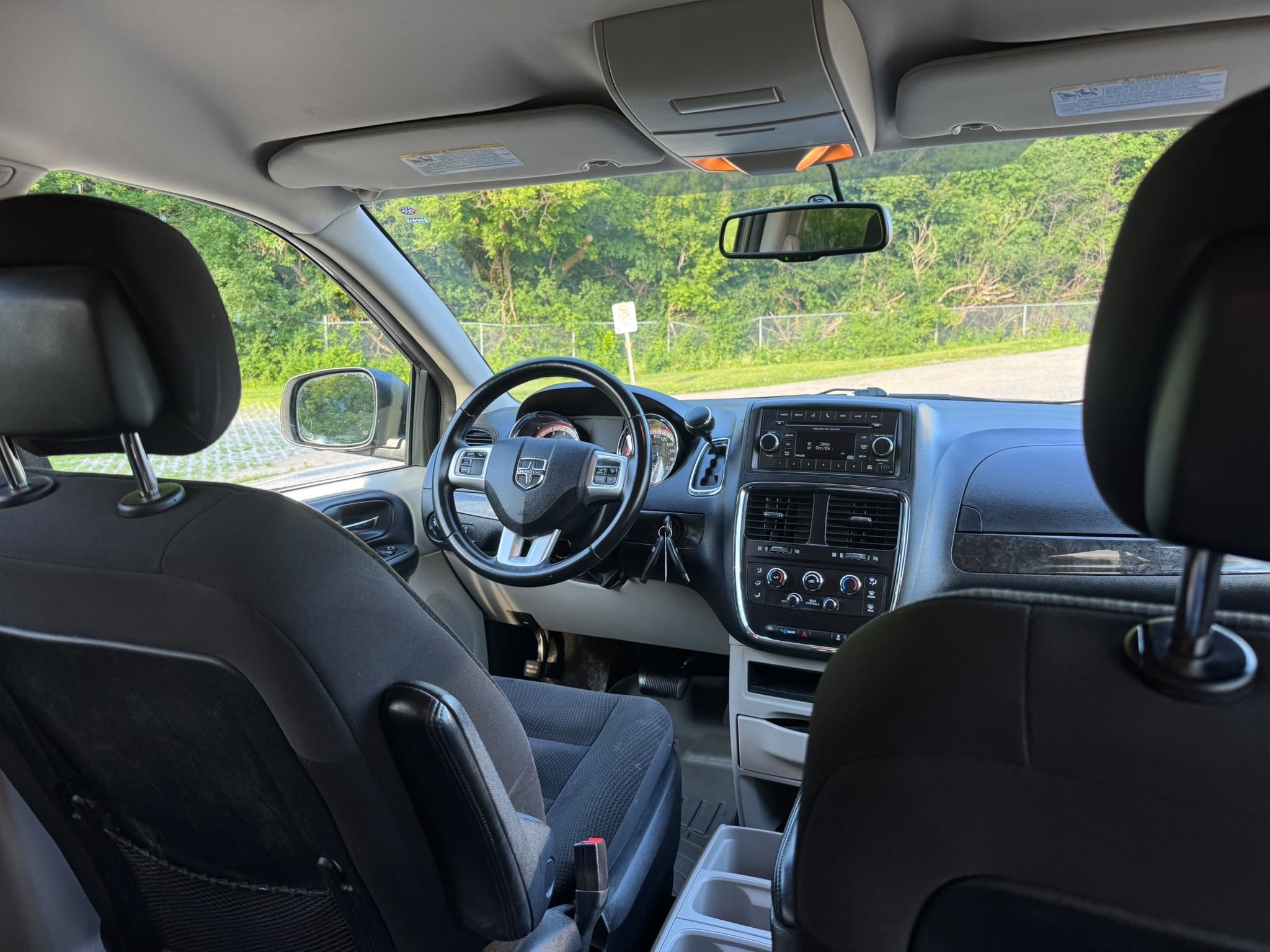 /canadacars/2017-Dodge-GrandCaravan-12533682039714278.jpg