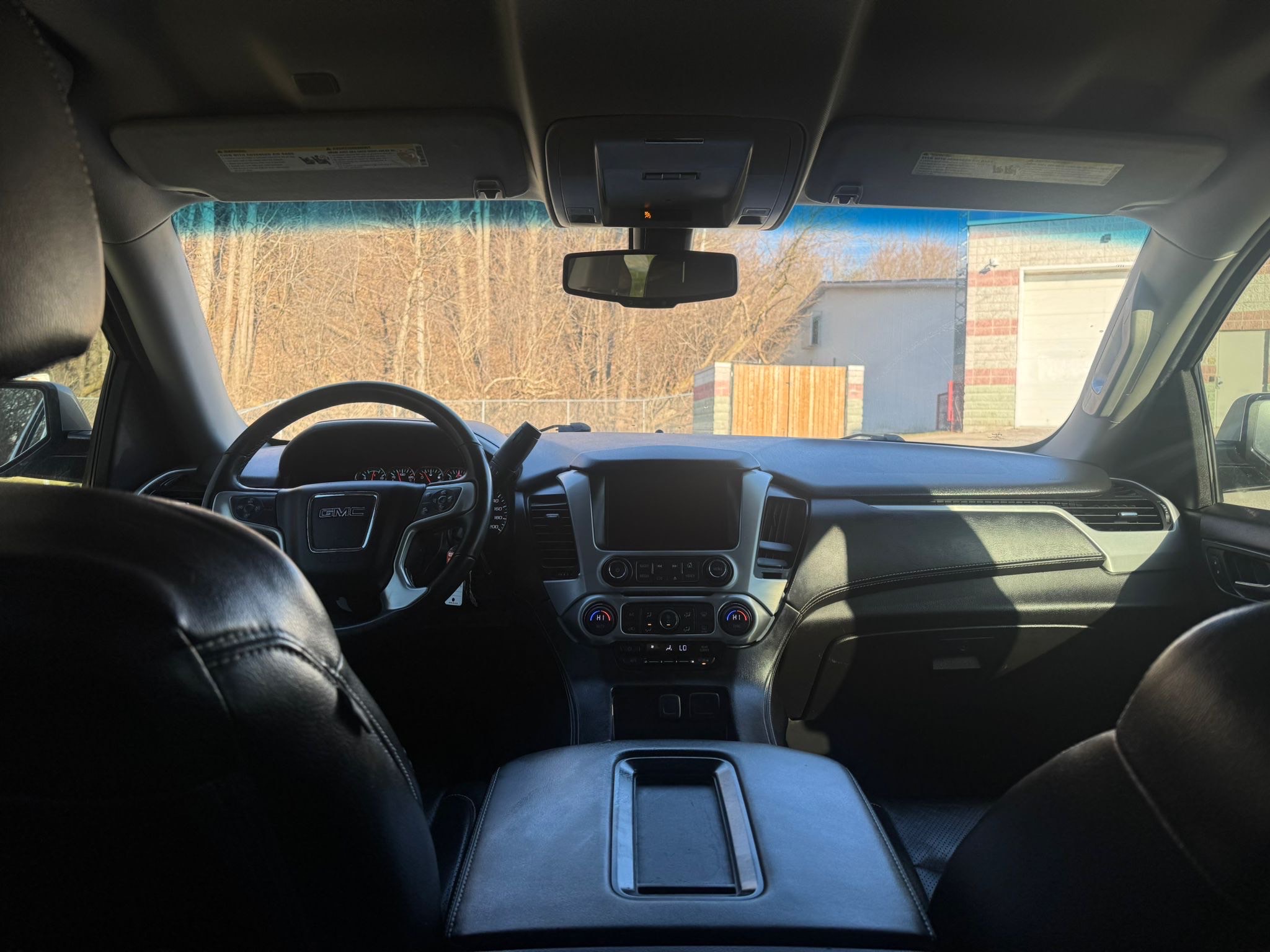 /canadacars/2017-GMC-YukonXL-8501332967875801.jpg