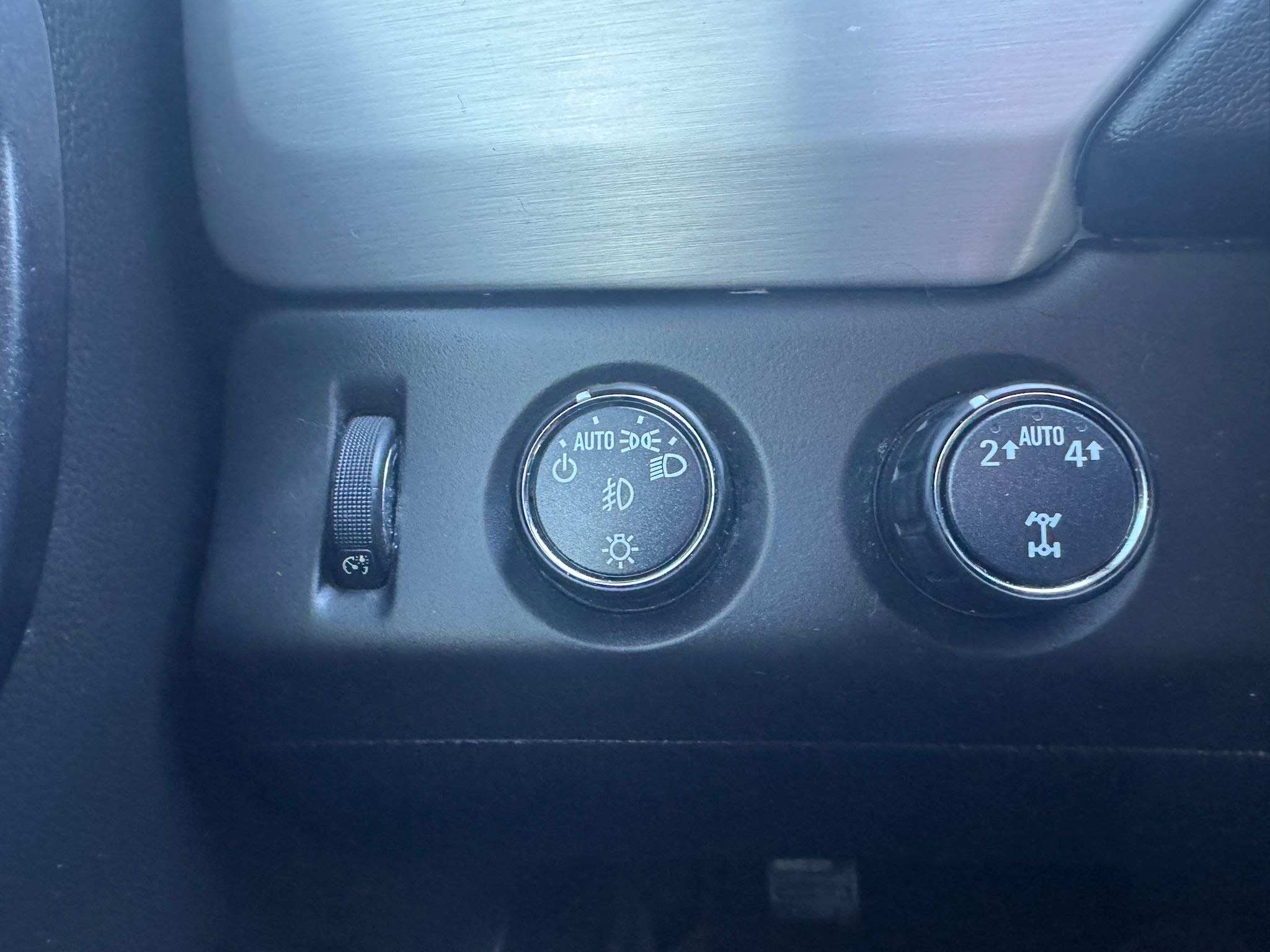 /canadacars/2017-GMC-YukonXL-9814139194519516.jpg