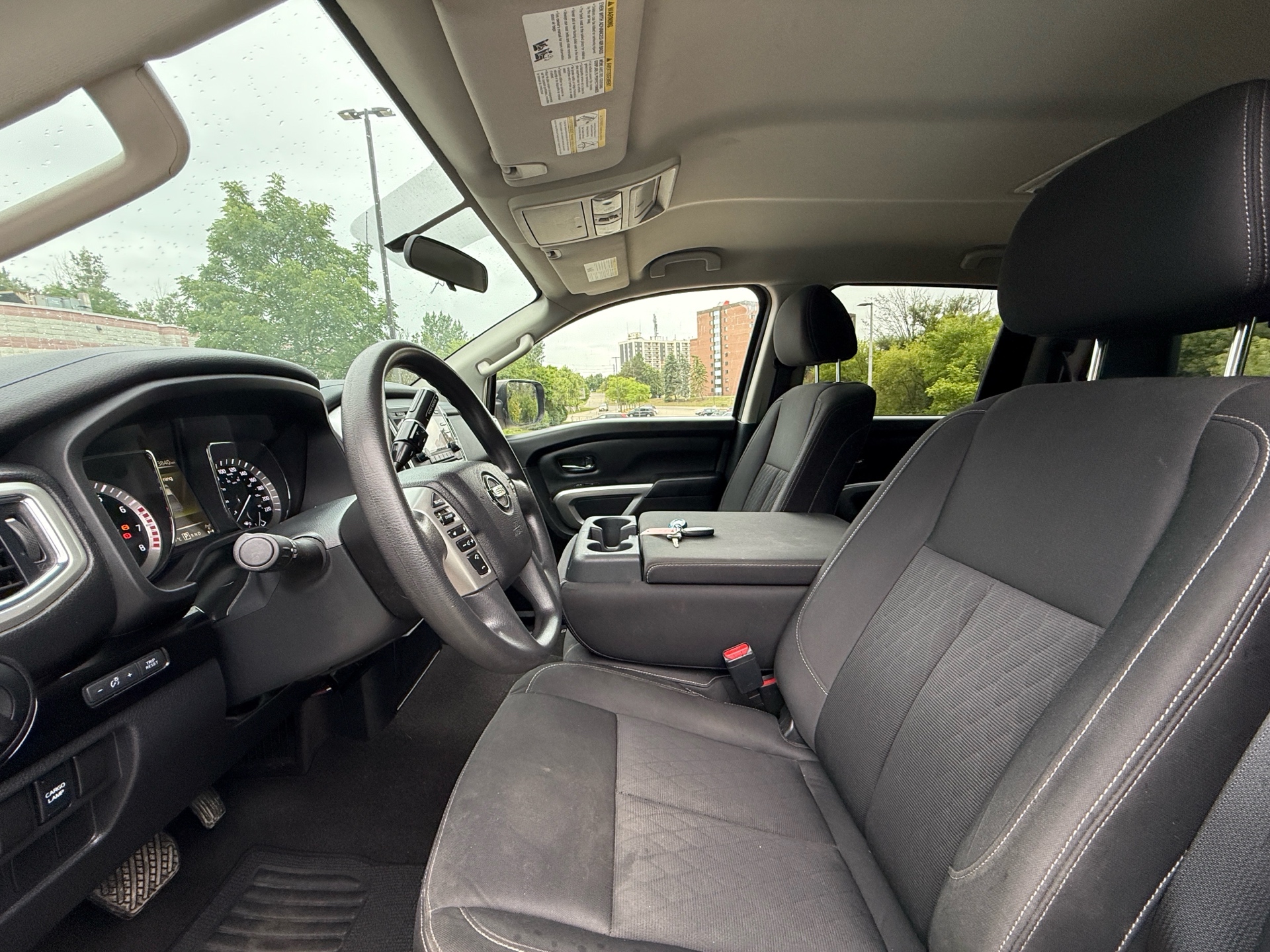 /canadacars/2017-Nissan-Titan-666213000849118.jpg