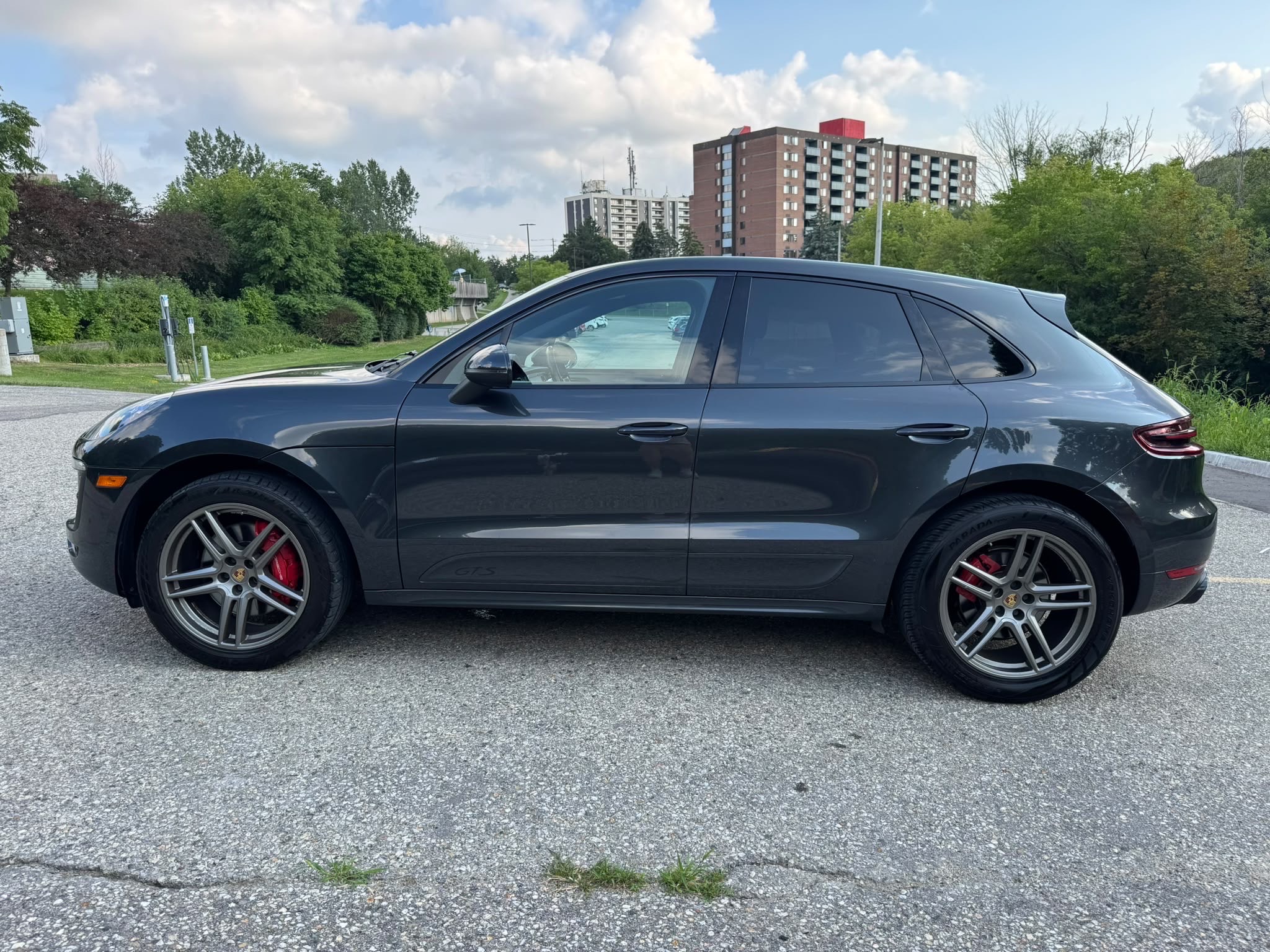 /canadacars/2017-Porsche-Macan-5022695457572066.jpg