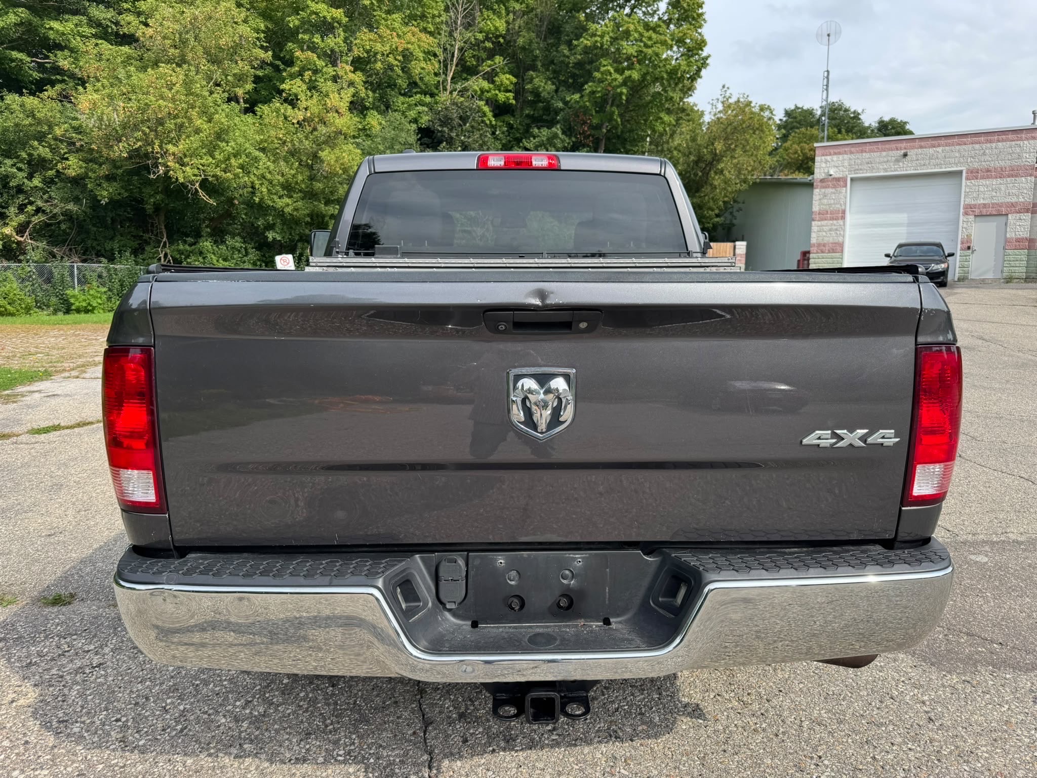 /canadacars/2017-Ram-1500-358425620363354.jpg