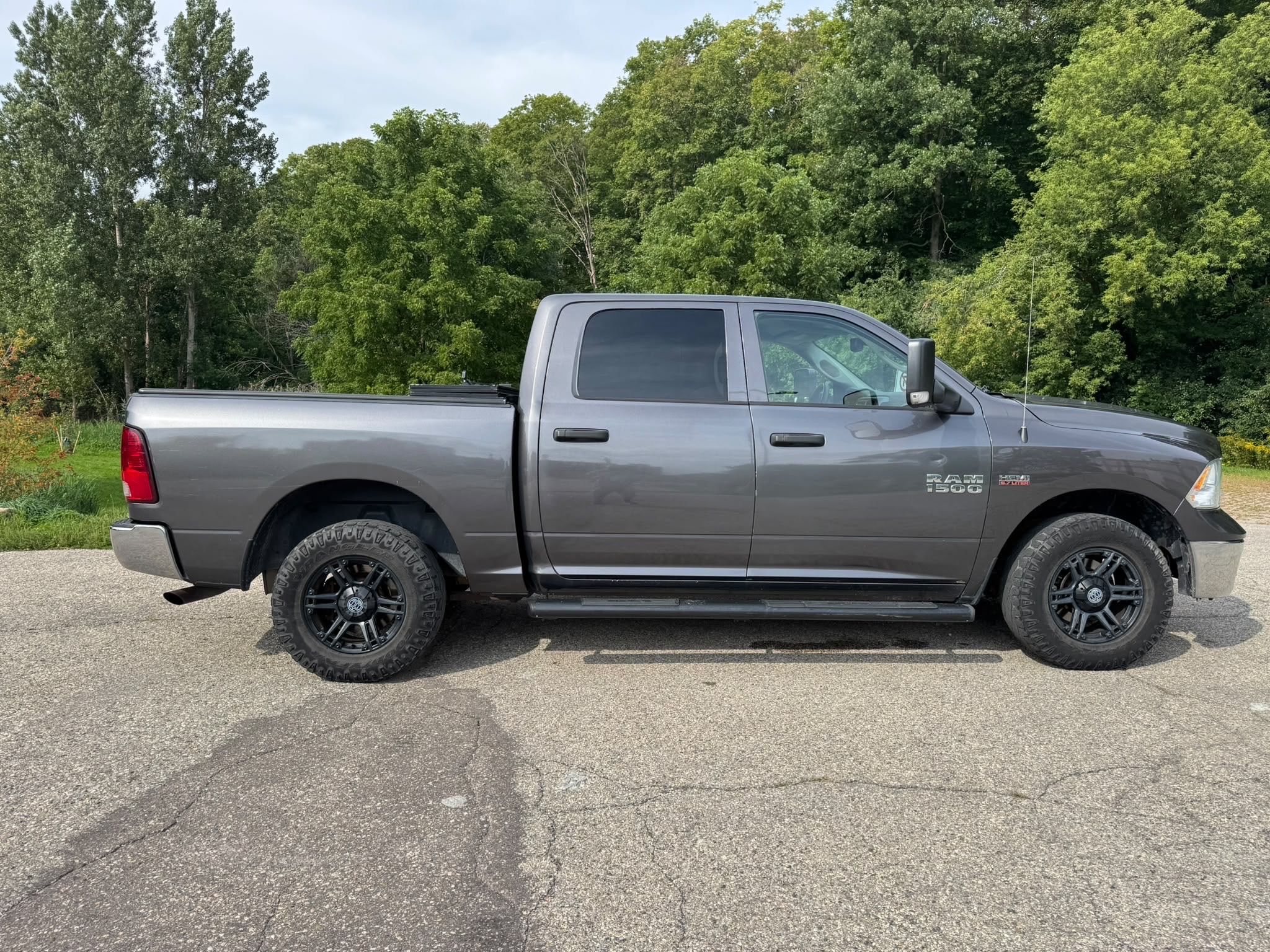 /canadacars/2017-Ram-1500-549839073242125.jpg