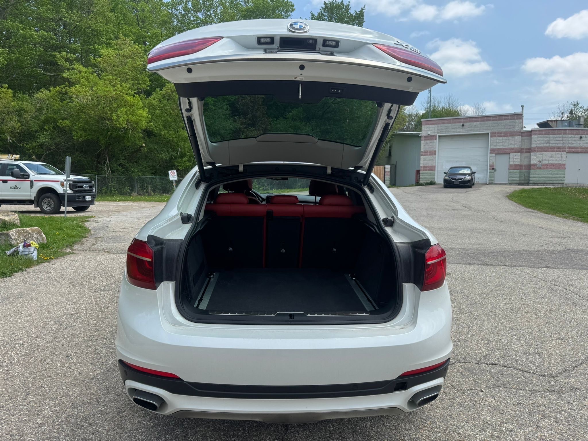/canadacars/2018-BMW-X6-9599095788281711.jpg