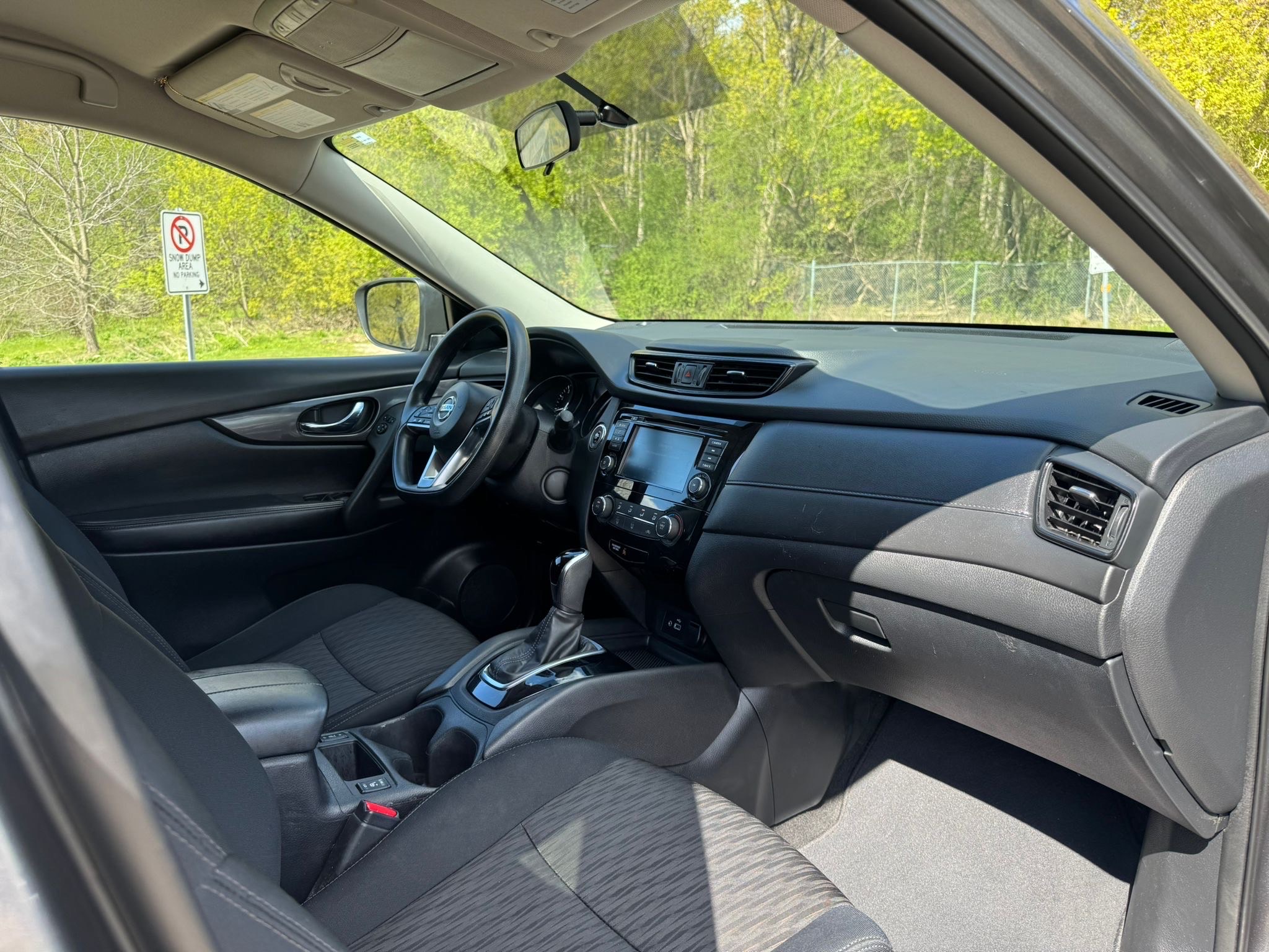 /canadacars/2018-Nissan-Rogue-10017016168035475.jpg