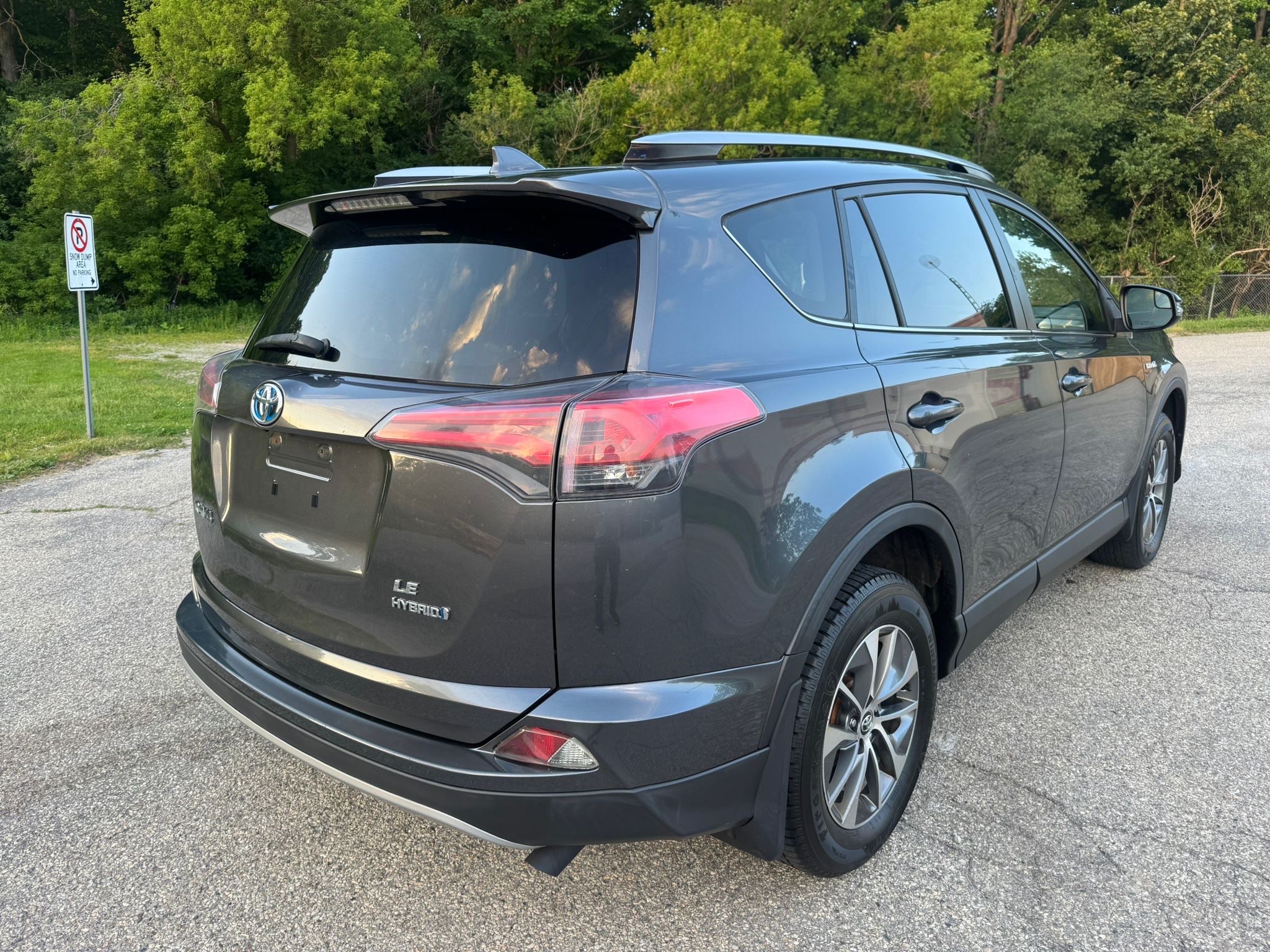 /canadacars/2018-Toyota-RAV4-19427227518029122.jpg