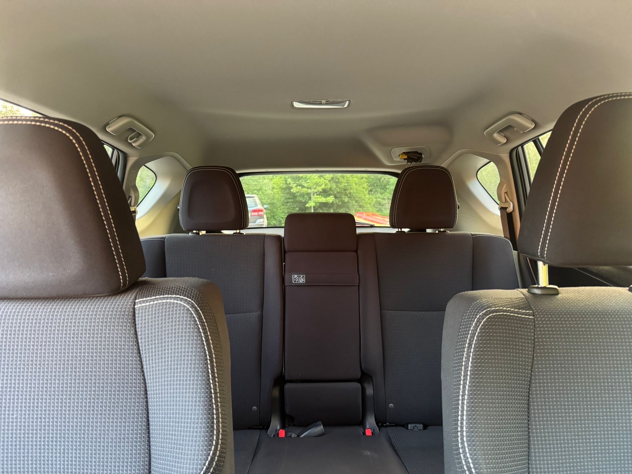 /canadacars/2018-Toyota-RAV4-19825724061248362.jpg
