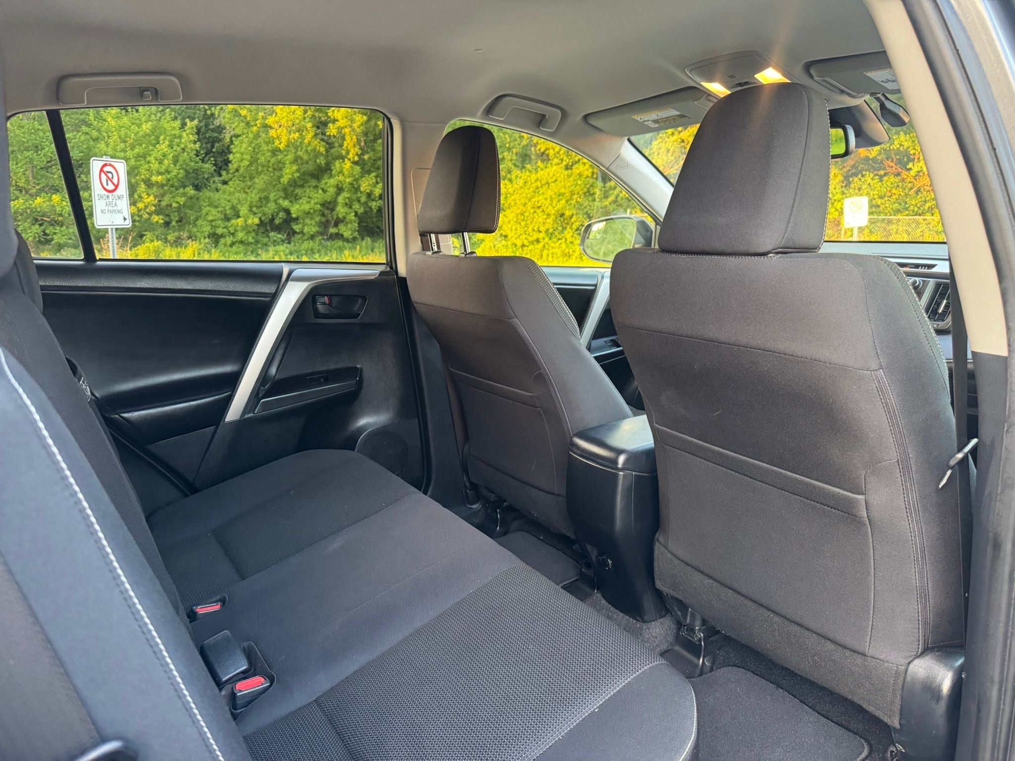 /canadacars/2018-Toyota-RAV4-7941766761719145.jpg