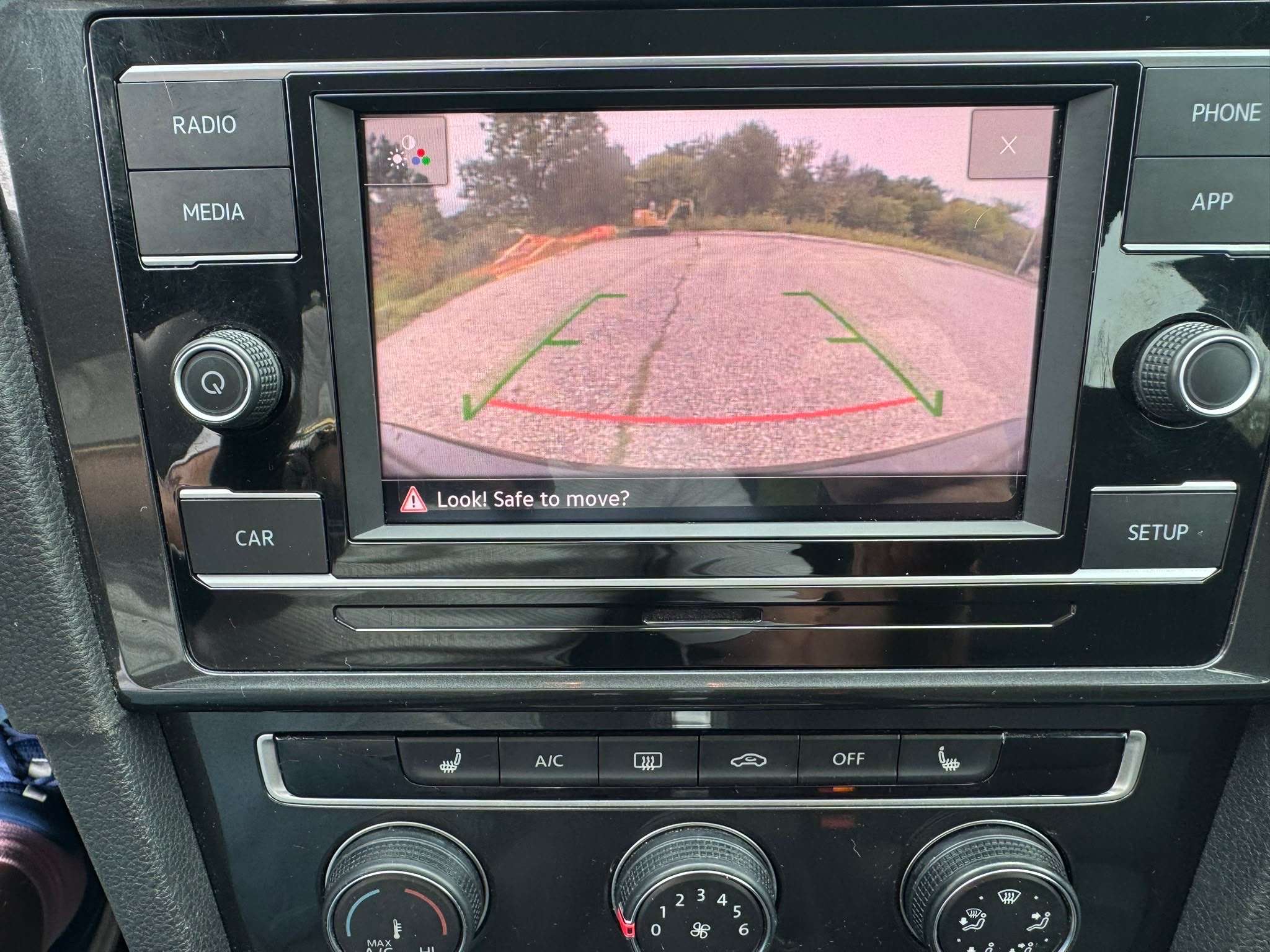 /canadacars/2018-Volkswagen-Golf-23008680452096075.jpg