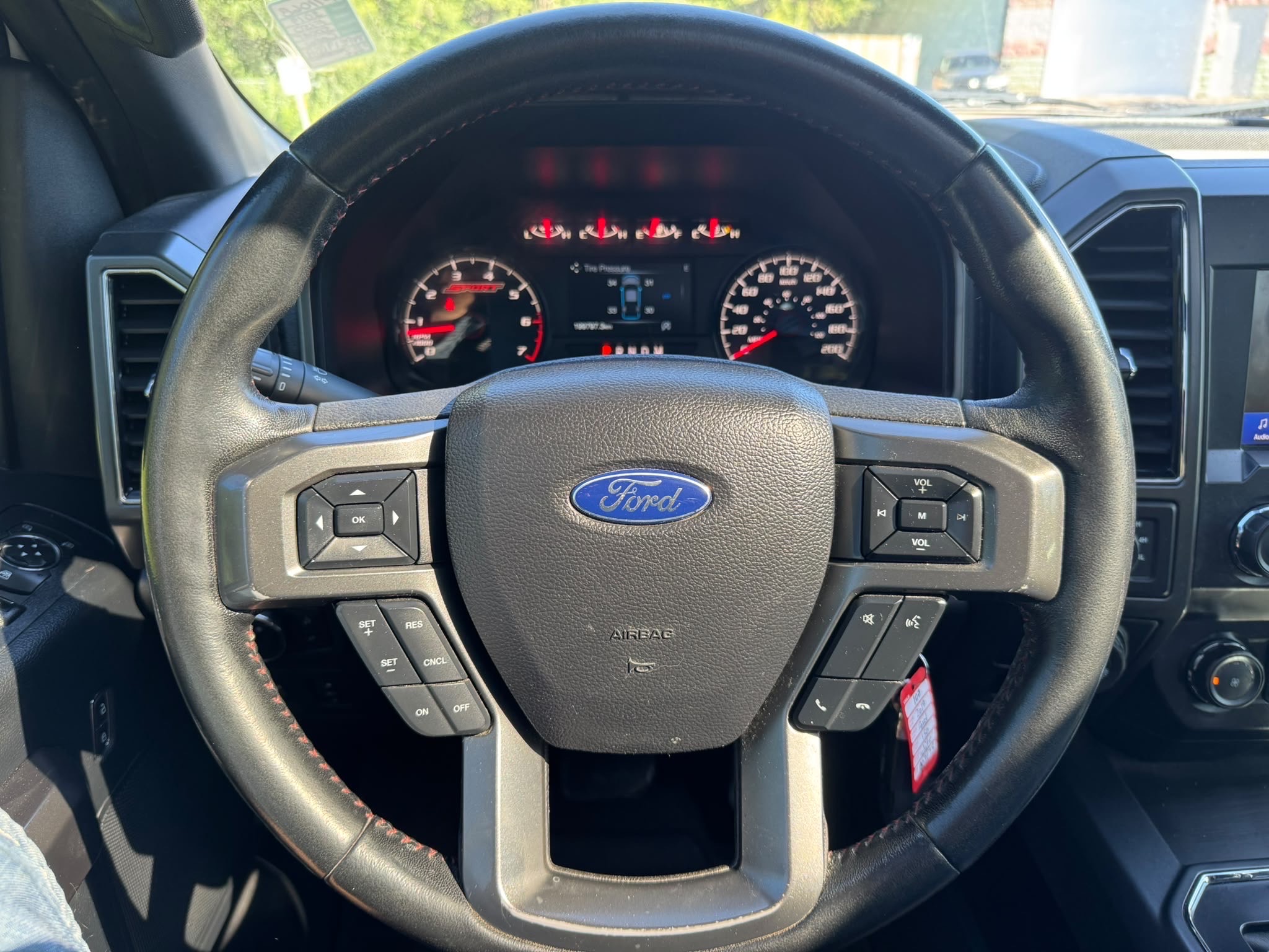 /canadacars/2019-Ford-F-150-4844405995678267.jpg