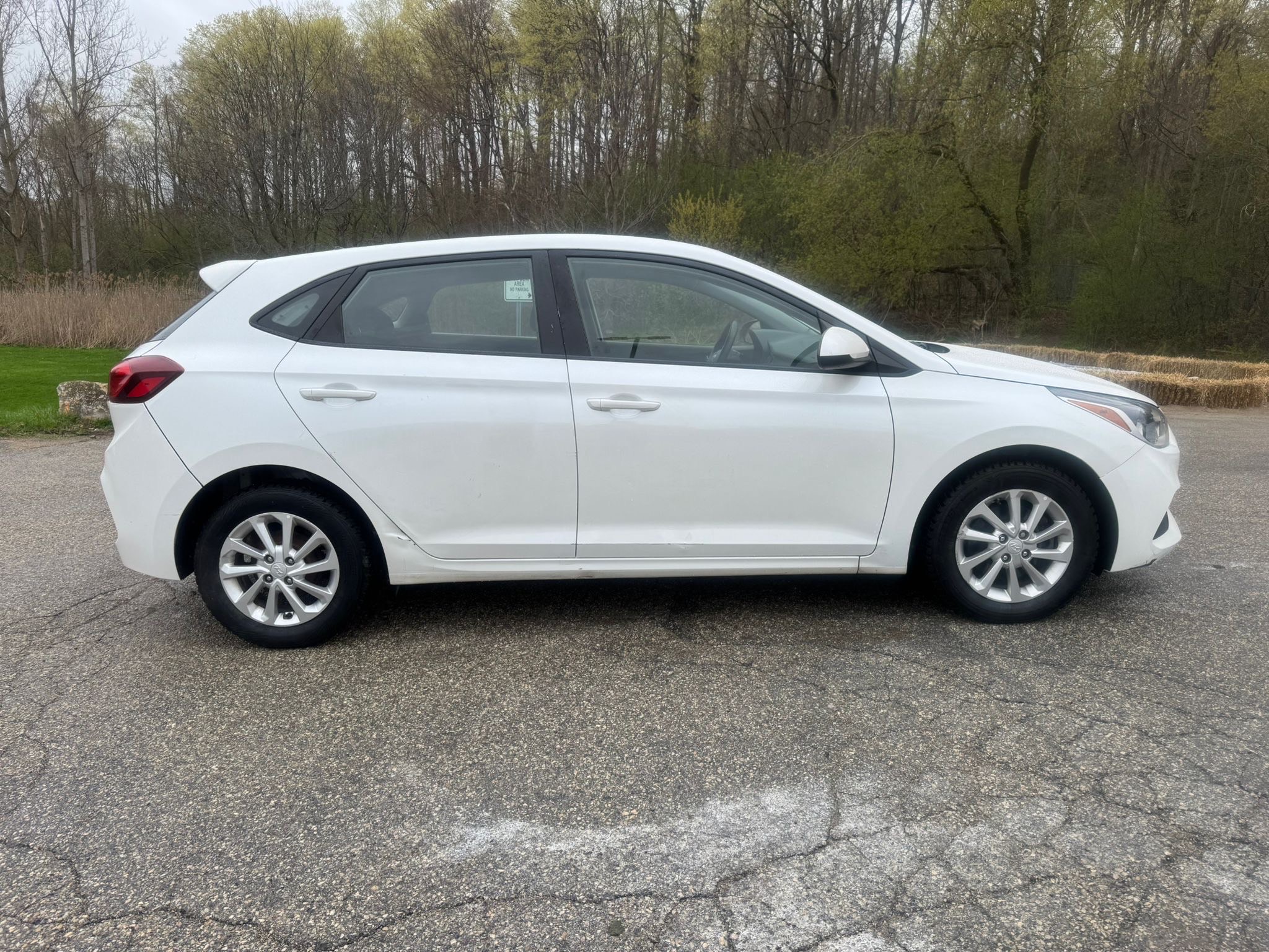 /canadacars/2019-Hyundai-Accent-39998631681327934.jpg