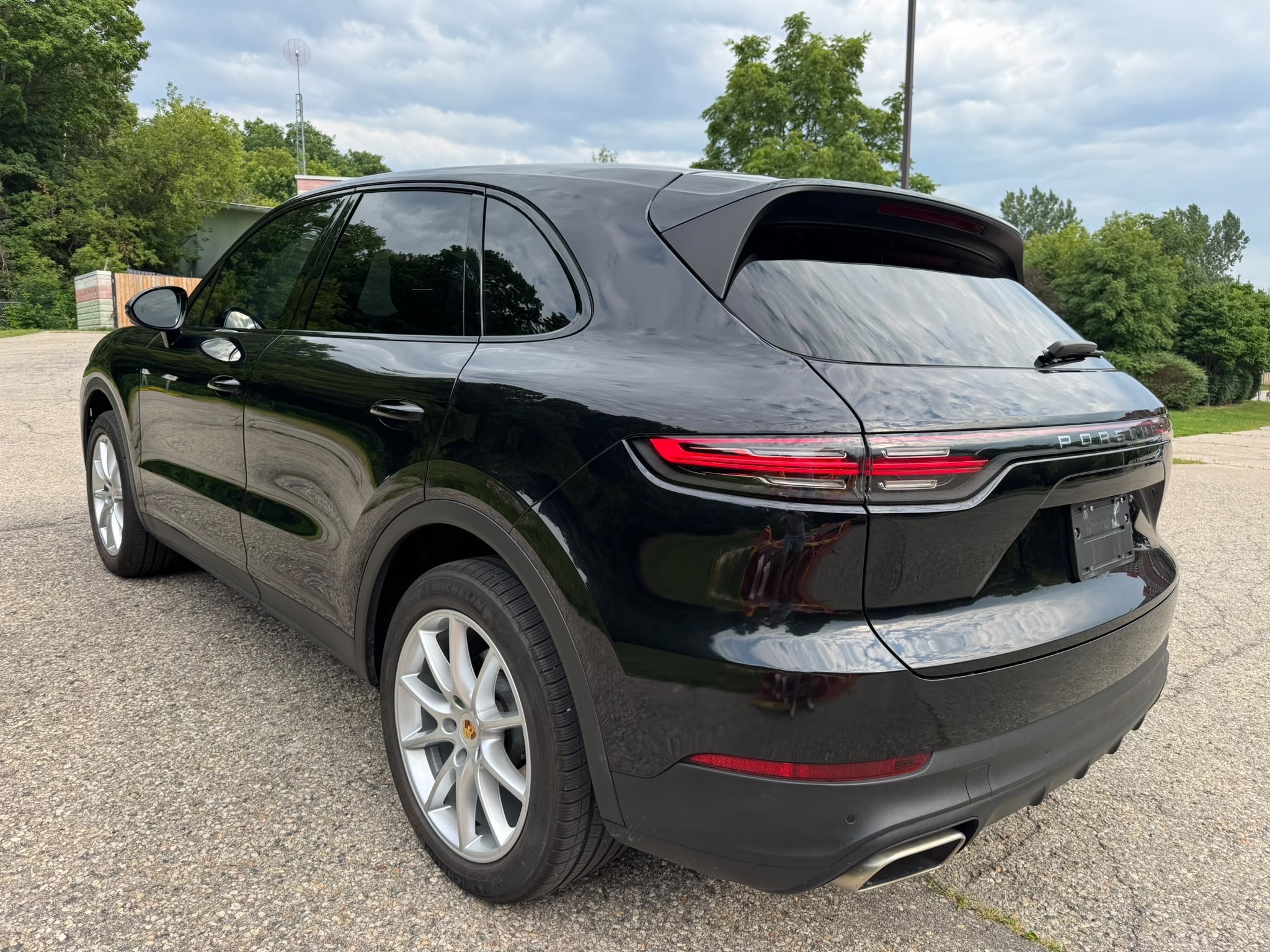 /canadacars/2020-Porsche-Cayenne-776426556448294.jpg