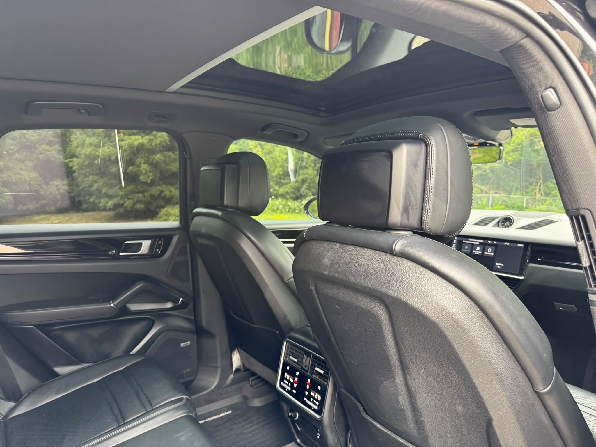 /canadacars/2020-Porsche-Cayenne-933477957837896.jpg