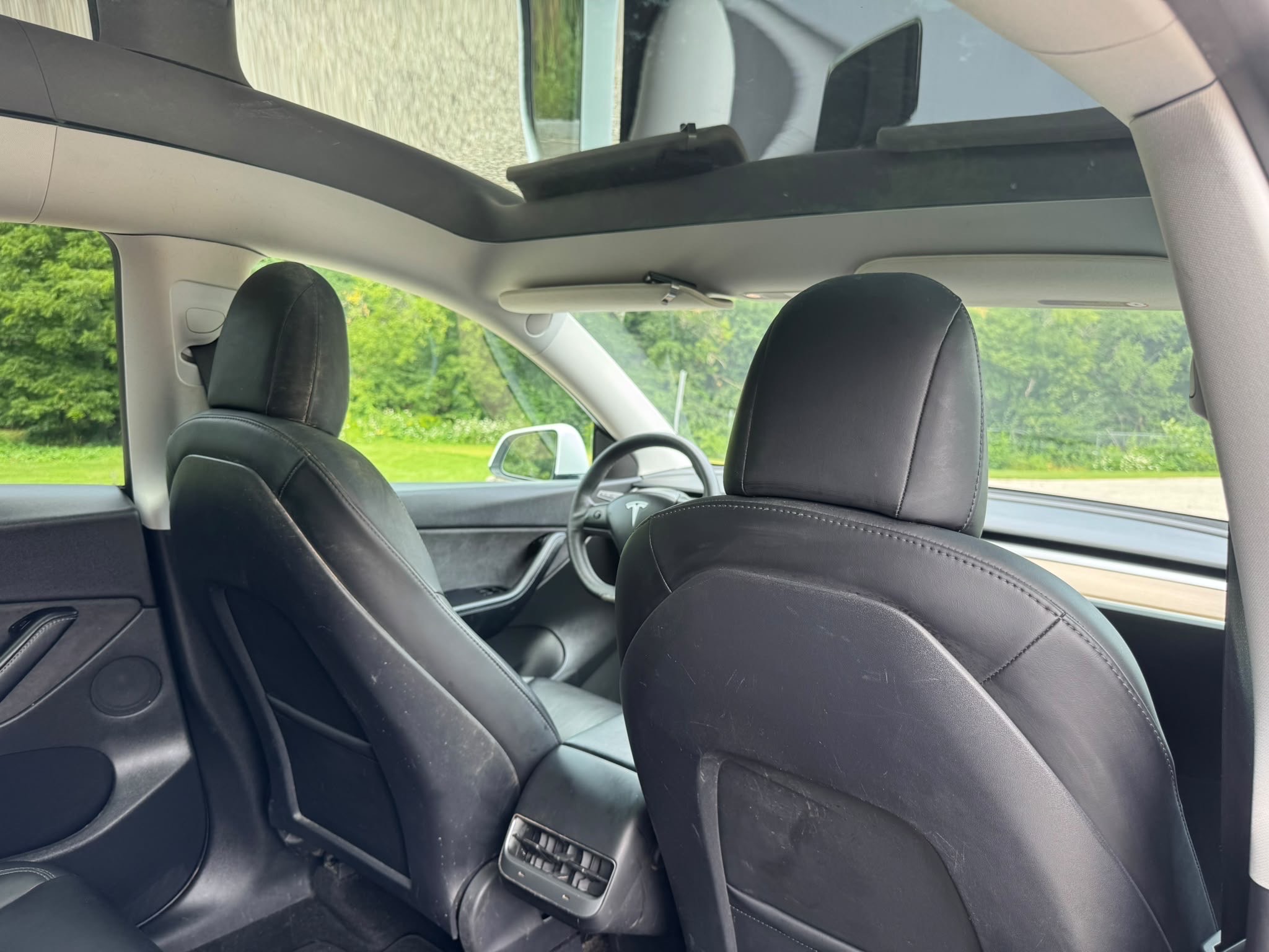 /canadacars/2021-Tesla-ModelY-44061267149393224.jpg