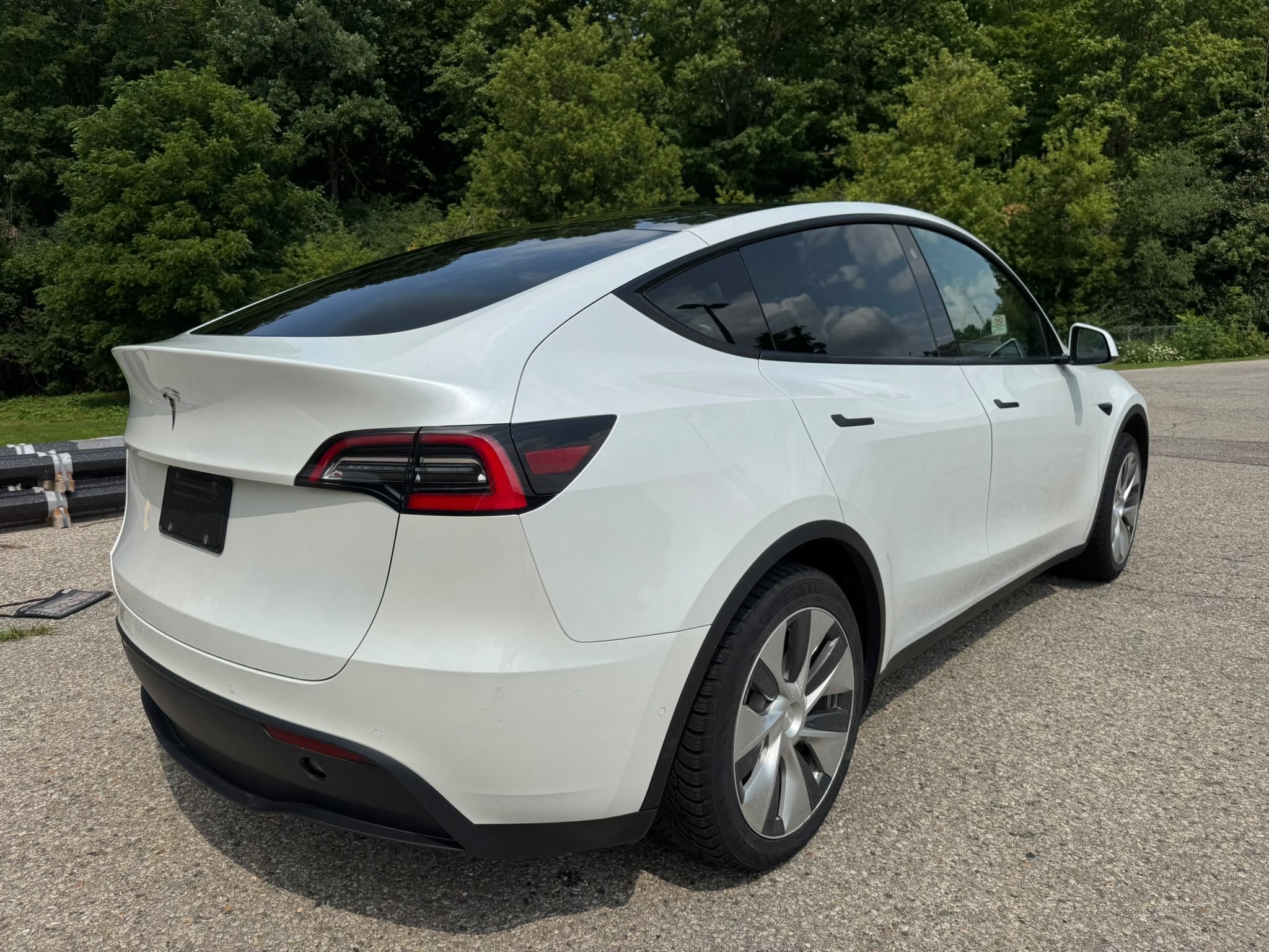 /canadacars/2021-Tesla-ModelY-8382576887498456.jpg