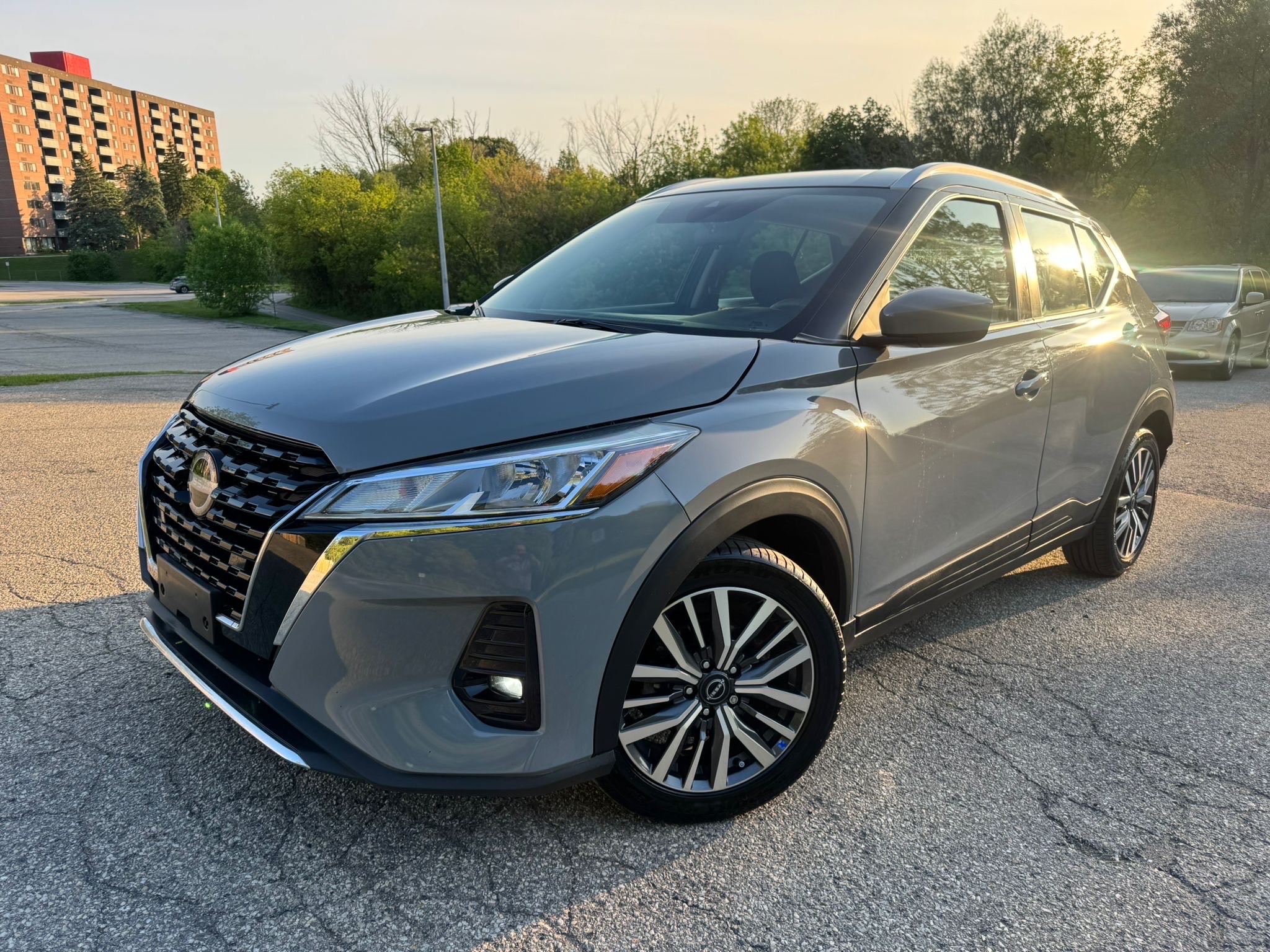 /canadacars/2024-Nissan-Kicks-05677115548036338.jpg