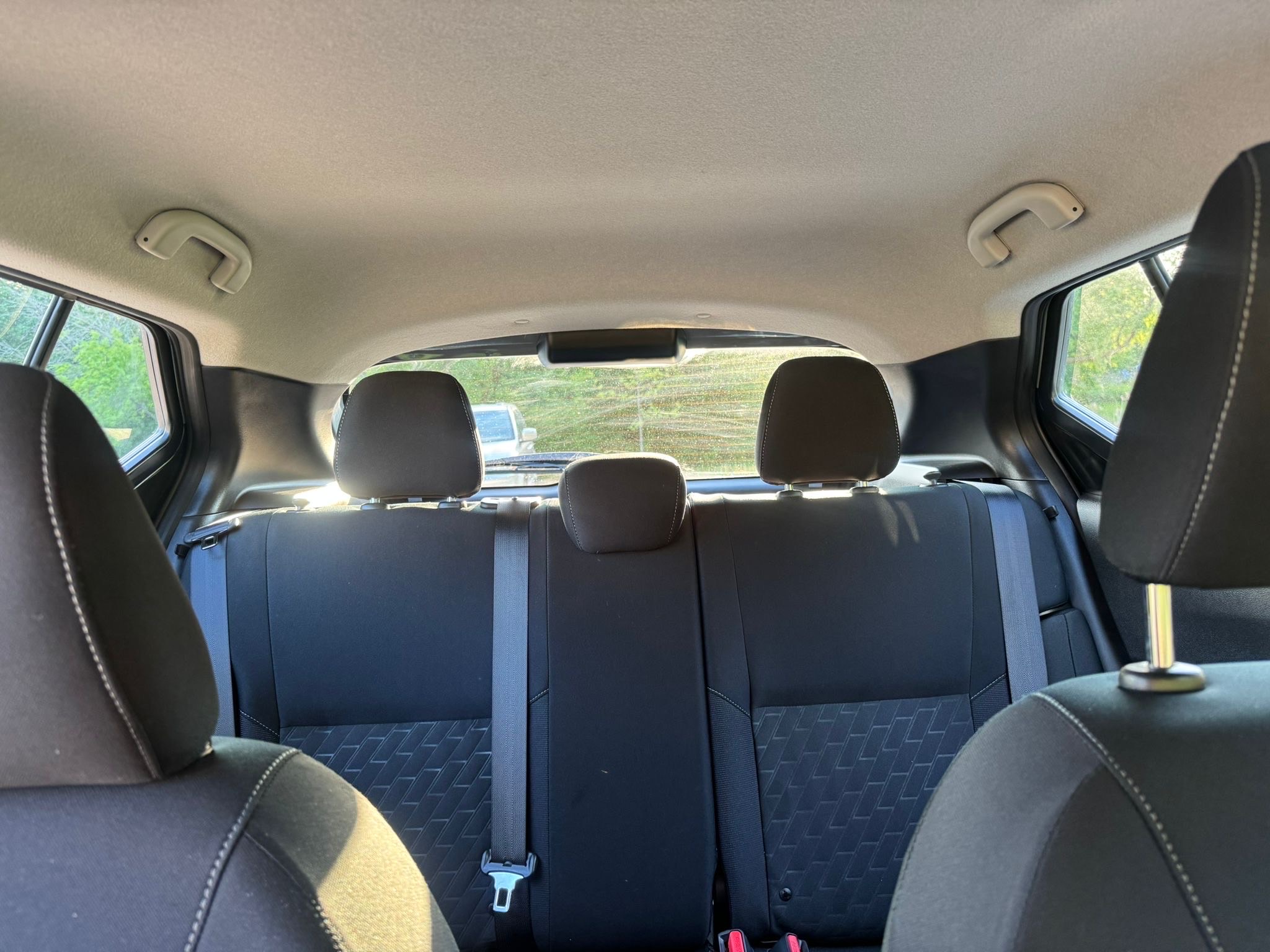 /canadacars/2024-Nissan-Kicks-2221028248185959.jpg