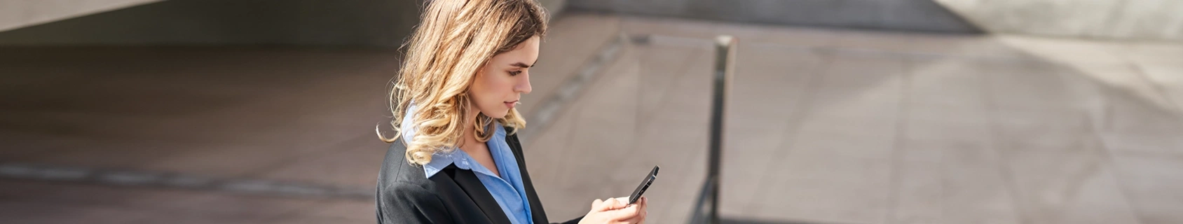 https://hillzcdn.ca/canadianautofinancing/8604381400249375-TextUS.webp